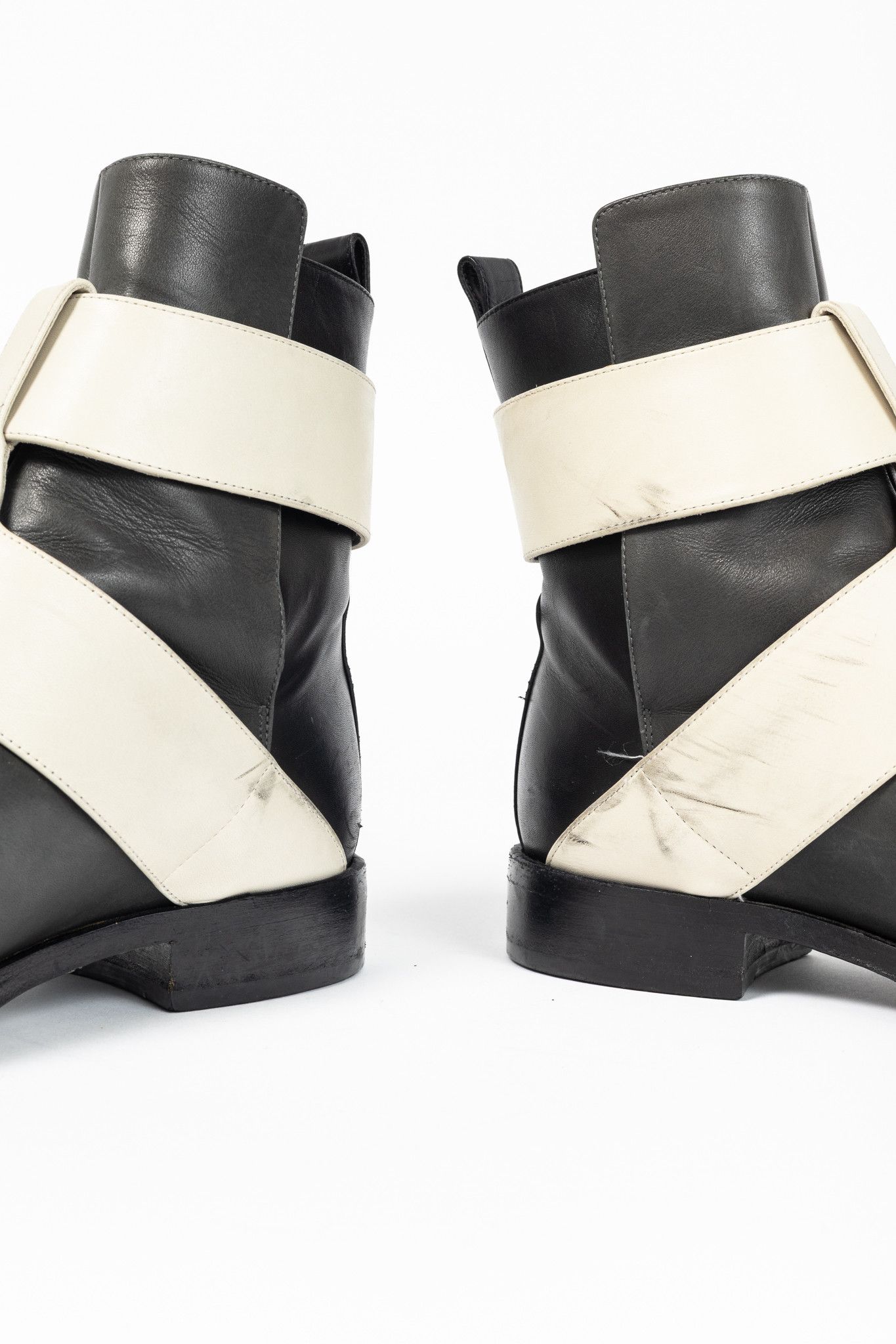 Pierre Hardy Pierre Hardy PF/14 Colourblock Leather Buckled-Strap Booties Size US 7 / IT 37 - 9 Thumbnail
