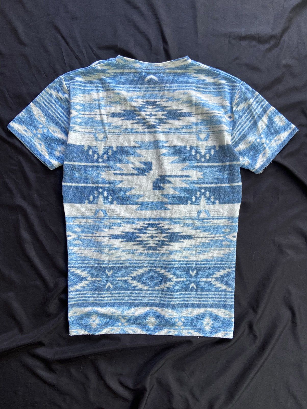 BERNINGS SHO BERNINGS SHO NAVAJO ALL OVER TEE SHIRT Size US M / EU 48-50 / 2 - 2 Thumbnail