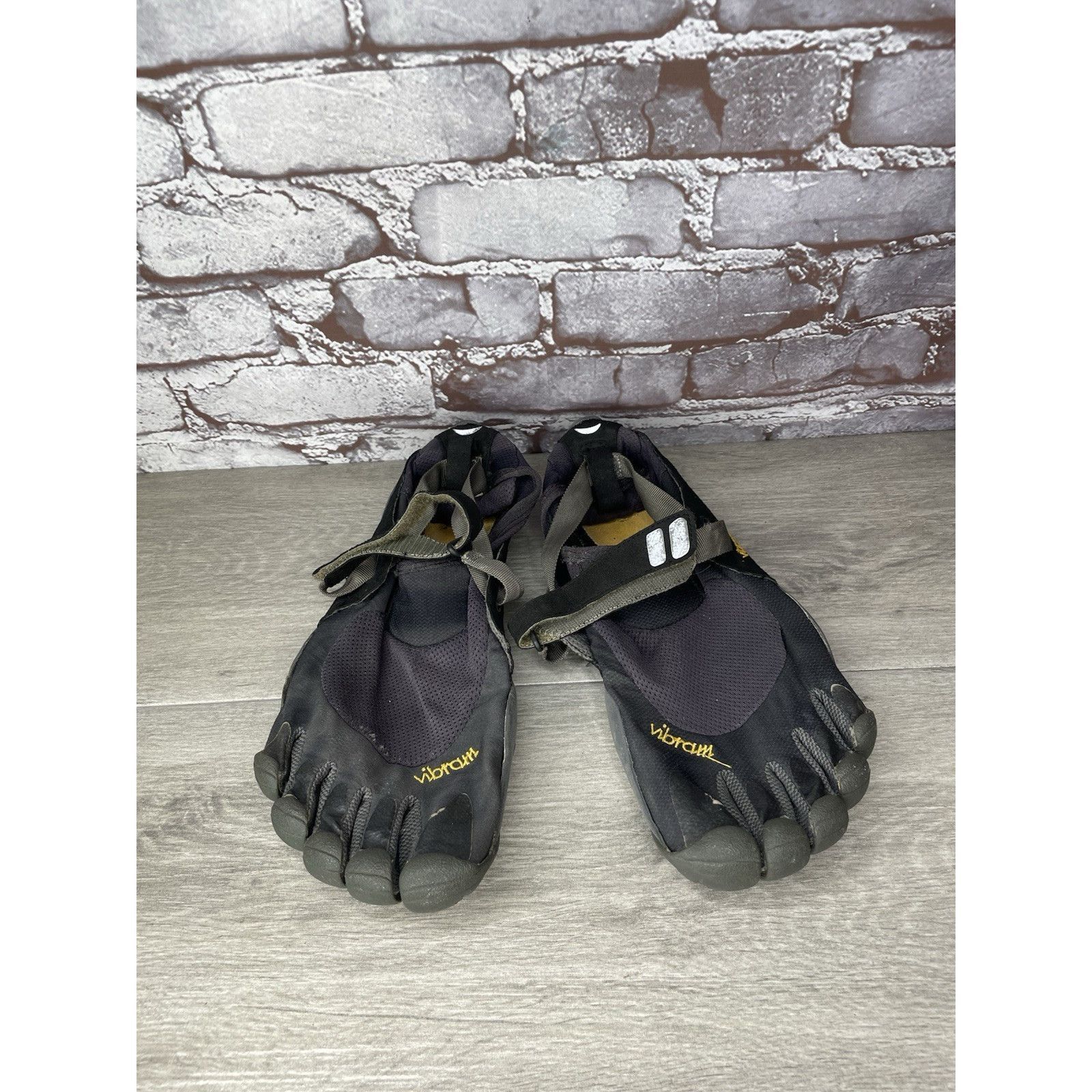 Vibram Vibram FiveFingers Black Synthetic Barefoot Running Shoes Me Size US 13 / EU 46 - 3 Thumbnail