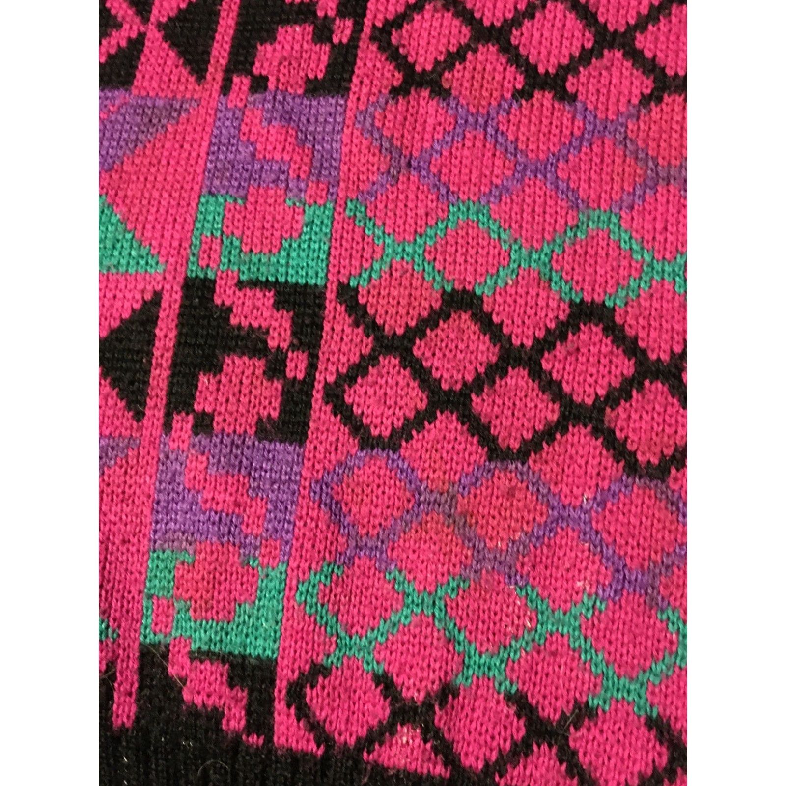 Vintage VINTAGE Meister Geometric Knit Sweater S Women Pink 80s 90s Abstract Pullover Art Heart Ski Sailing Camping Retro Hip Hop USA Size S / US 4 / IT 40 - 3 Thumbnail