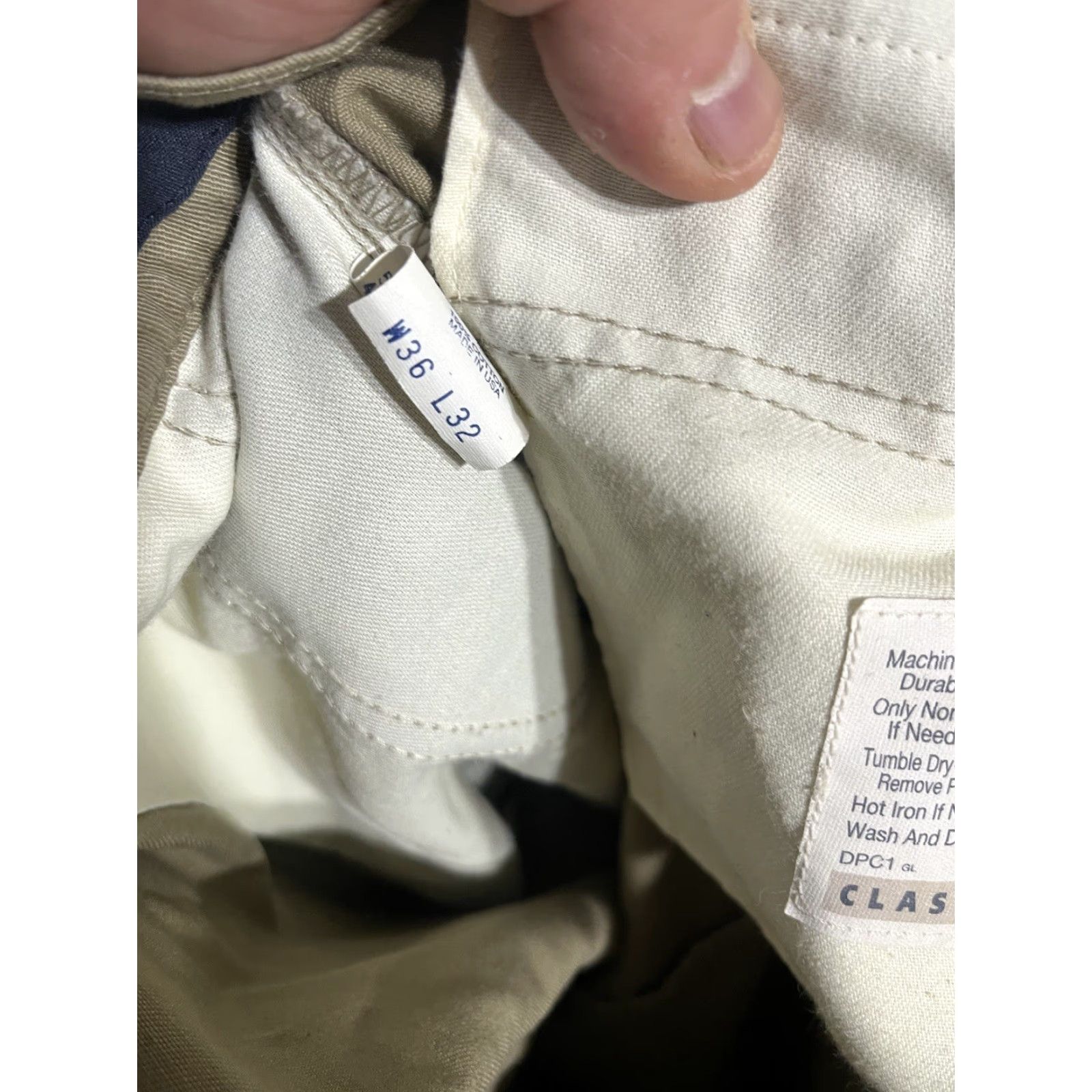 Dockers DOCKERS Classic Fit Pleated Dress Pants 36x32 Beige Vtg Solid Distressed Size US 36 / EU 52 - 5 Thumbnail