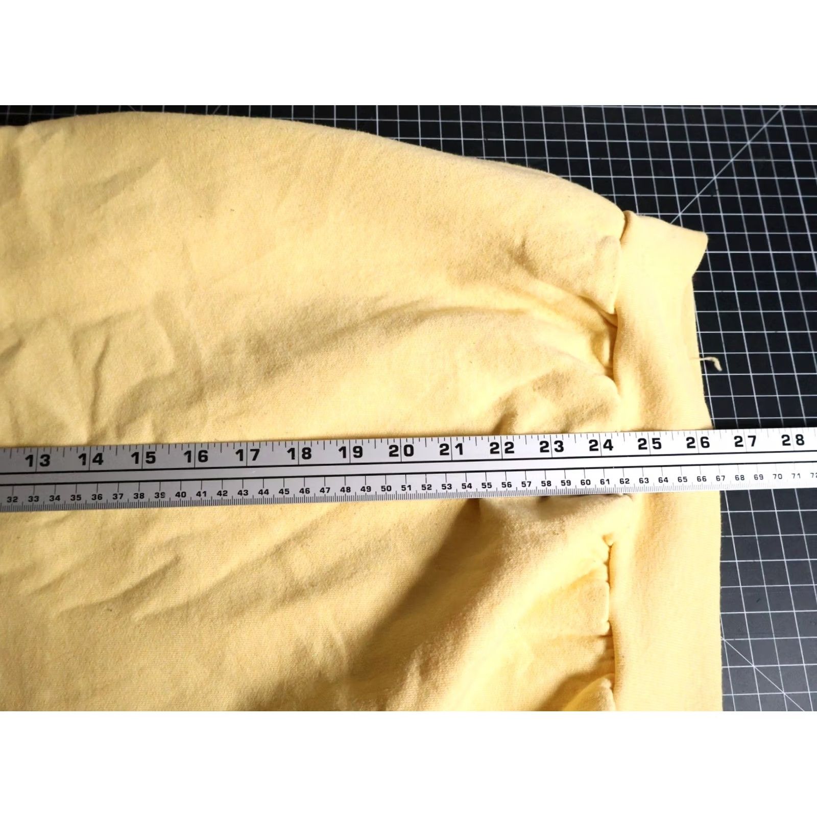 Hanes VTG Hanes Sweatshirt Women 2XL Crewneck Yellow Sault Saint Marie Sailboat Print Nautical 90s City Retro Pullover Fleece Sweatshirt Size XXL / US 16-18 / IT 52-54 - 6 Thumbnail
