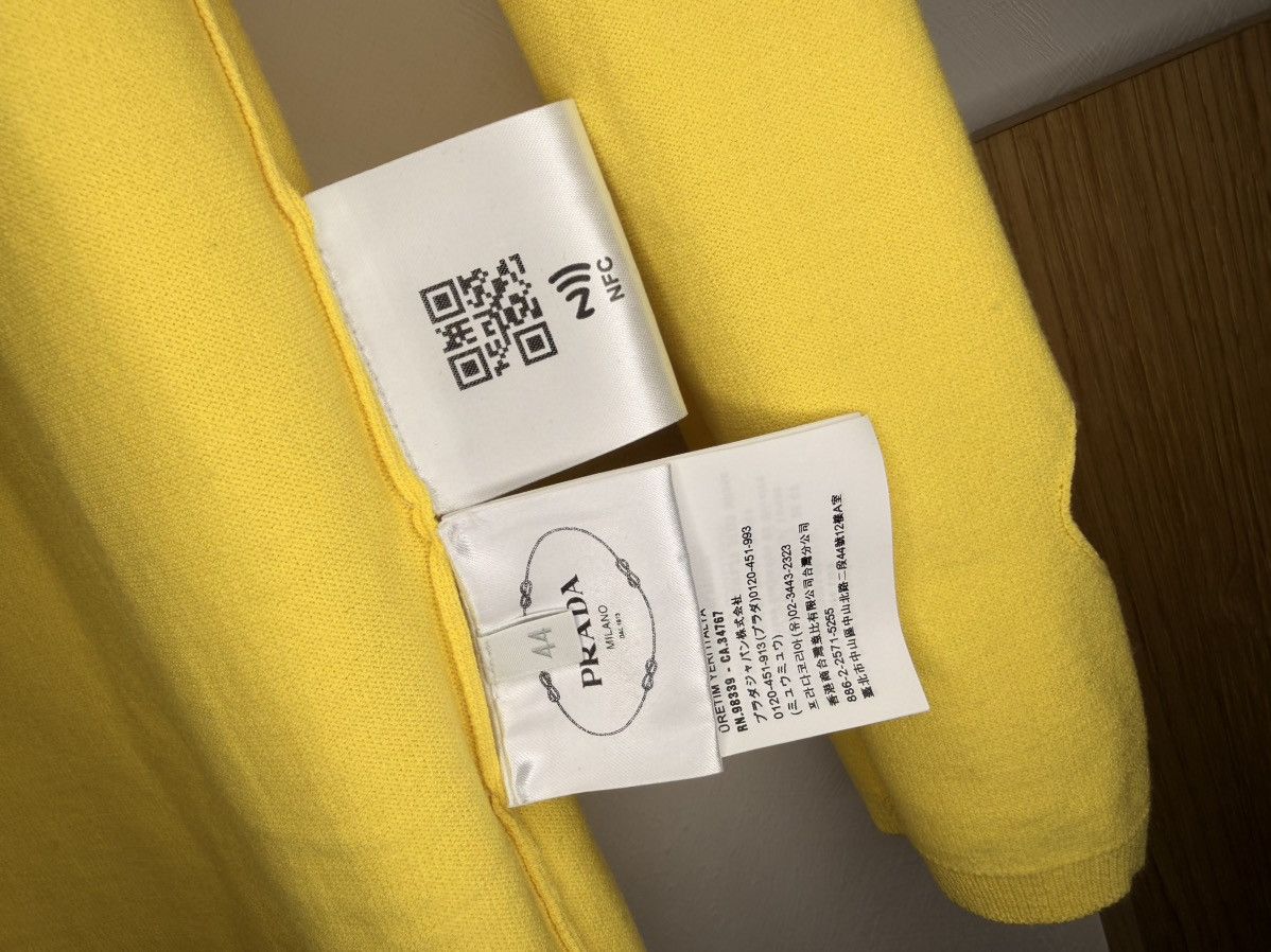 Prada NWT Prada Yellow Openwork Viscose Turtleneck Logo Top Sz 44 Size M / US 6-8 / IT 42-44 - 15 Thumbnail