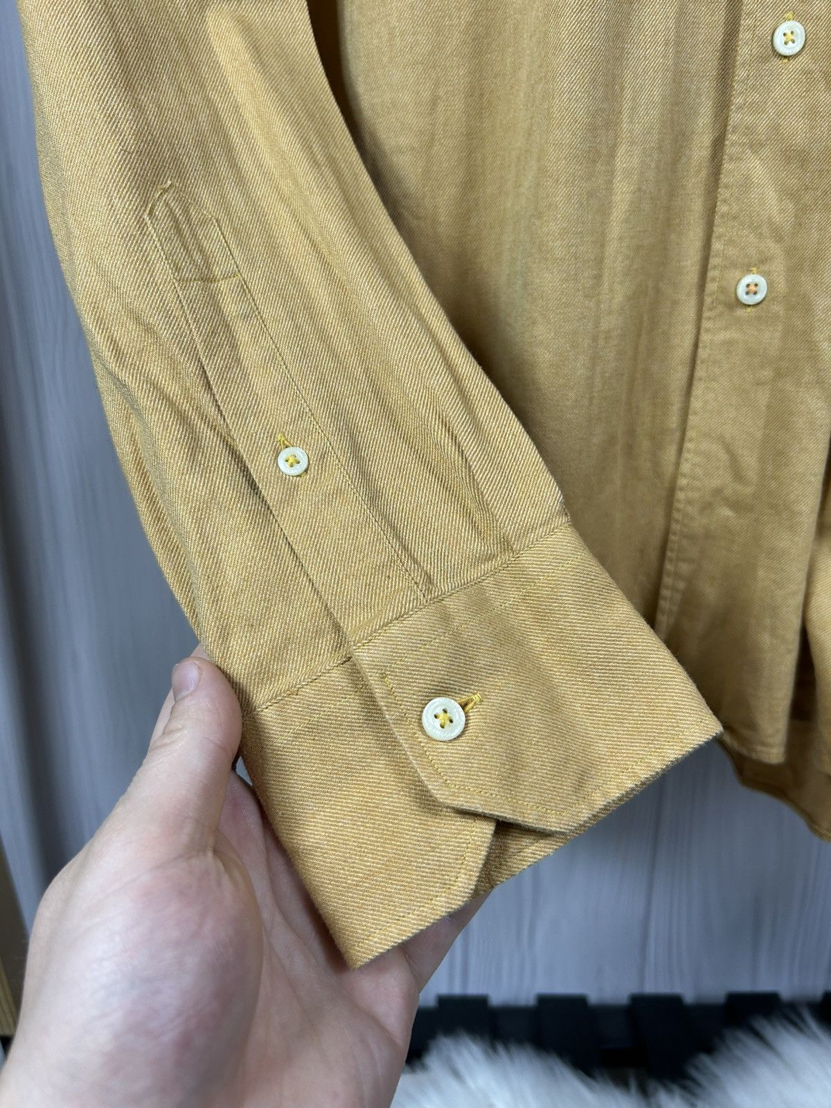 Corneliani Luxury Corneliani ID Button Up Shirt Size 17 1/2 - 44 Size US XL / EU 56 / 4 - 7 Thumbnail
