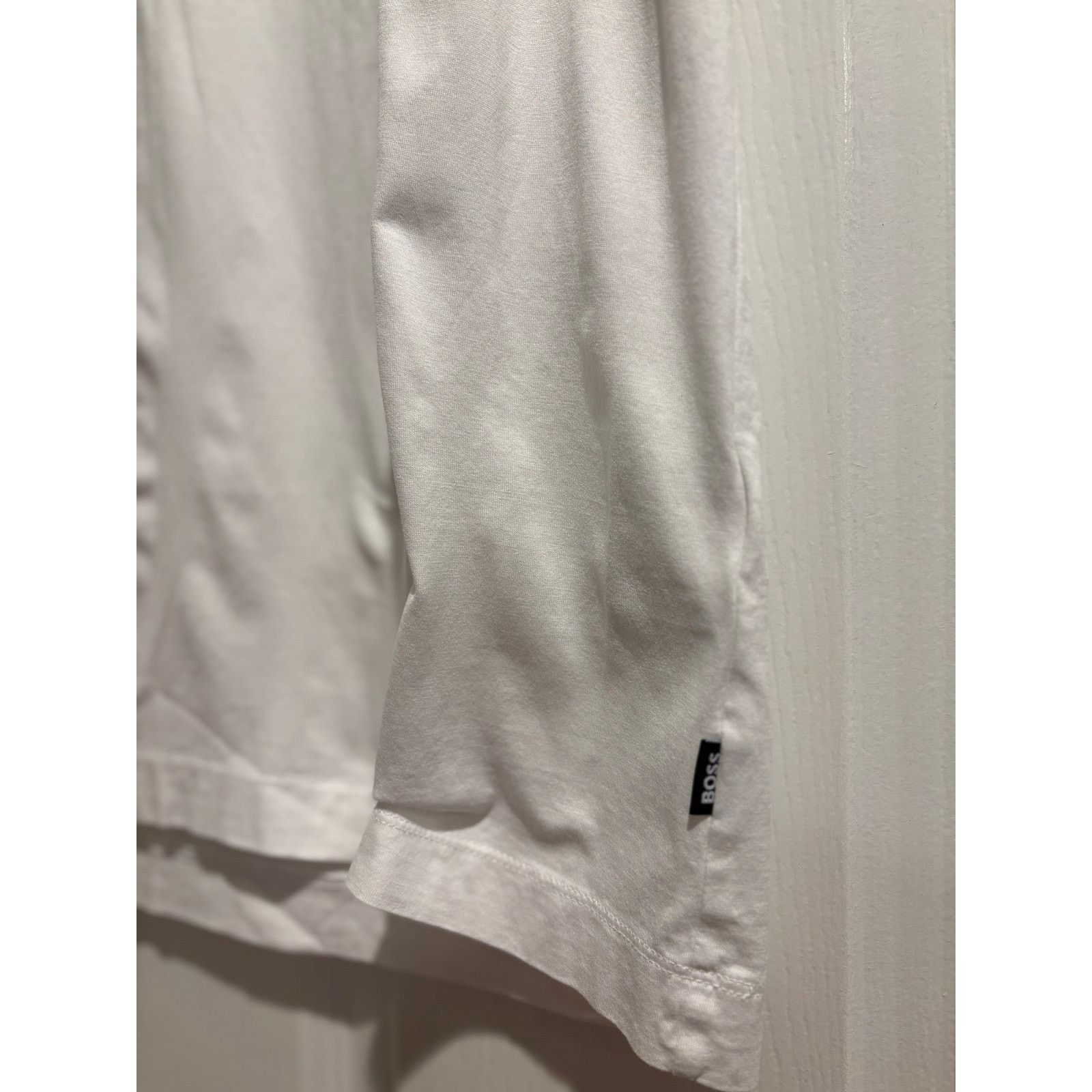 Hugo Boss BOSS Hugo Boss Mens Minimal Logo Tee (White) Size US XL / EU 56 / 4 - 6 Thumbnail
