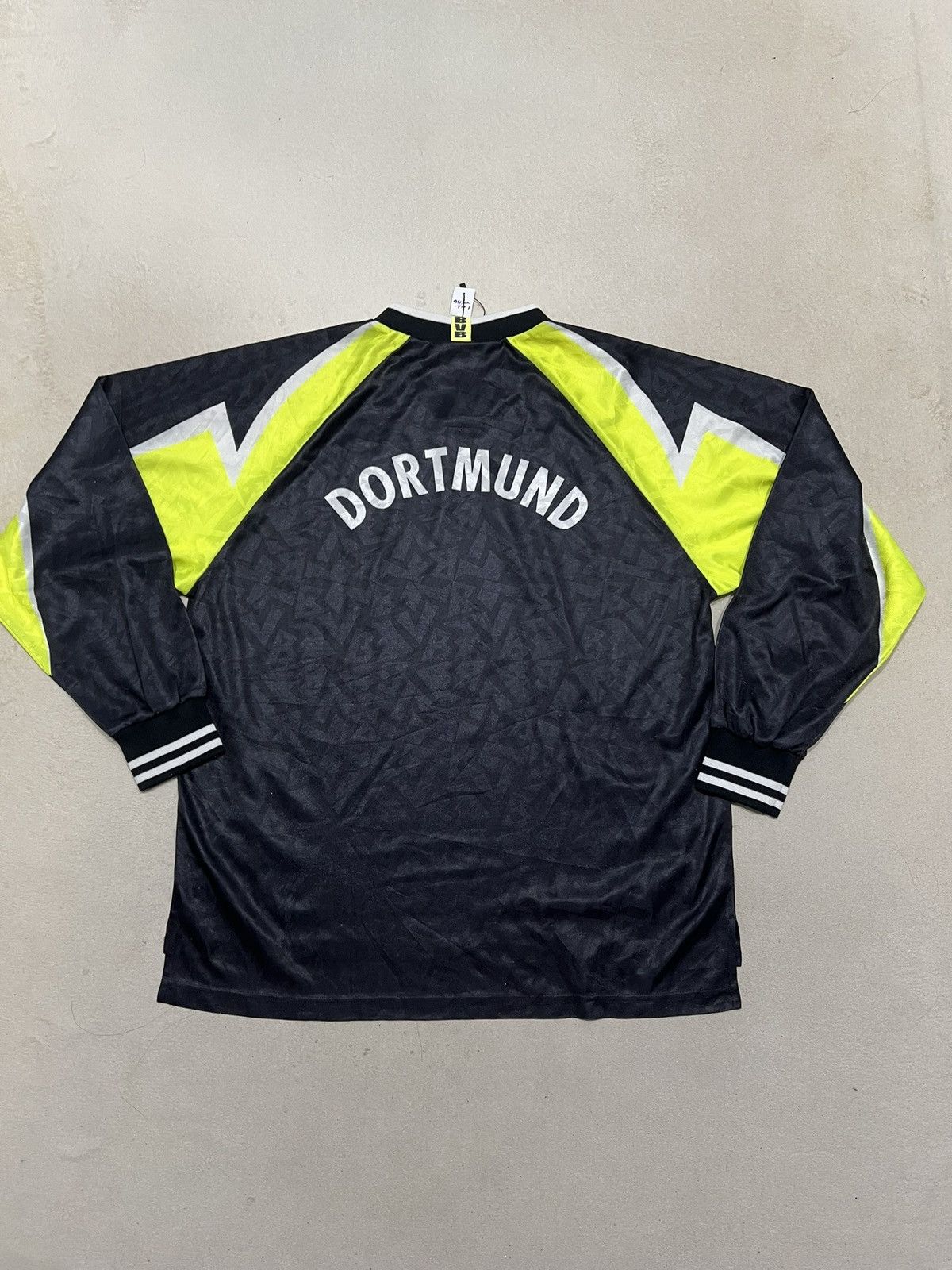 Nike Borussia Dortmund 1995/1996 Nike Away Longsleeve Jersey Size US XL / EU 56 / 4 - 6 Thumbnail