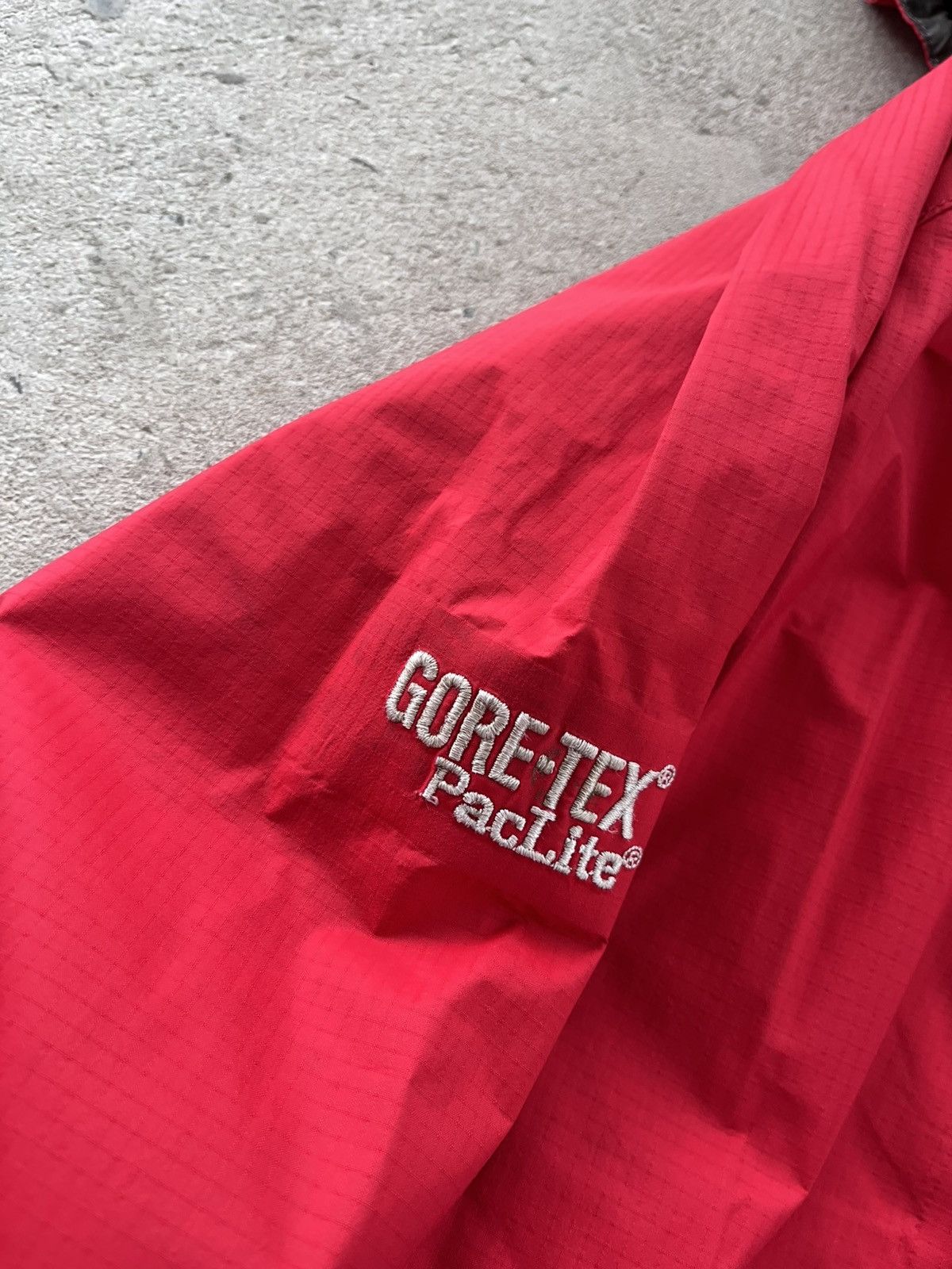 Berghaus Vintage Berghaus GoreTex PacLite Red windbreaker Jacket Y2K Size M / US 6-8 / IT 42-44 - 11 Thumbnail