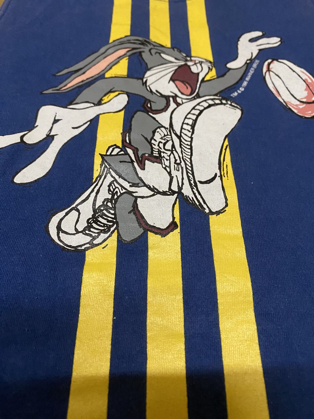 Warner Bros Vintage 1996 Bugs Bunny Yellow Stripes Sleeveless Tank Top Size US M / EU 48-50 / 2 - 3 Thumbnail