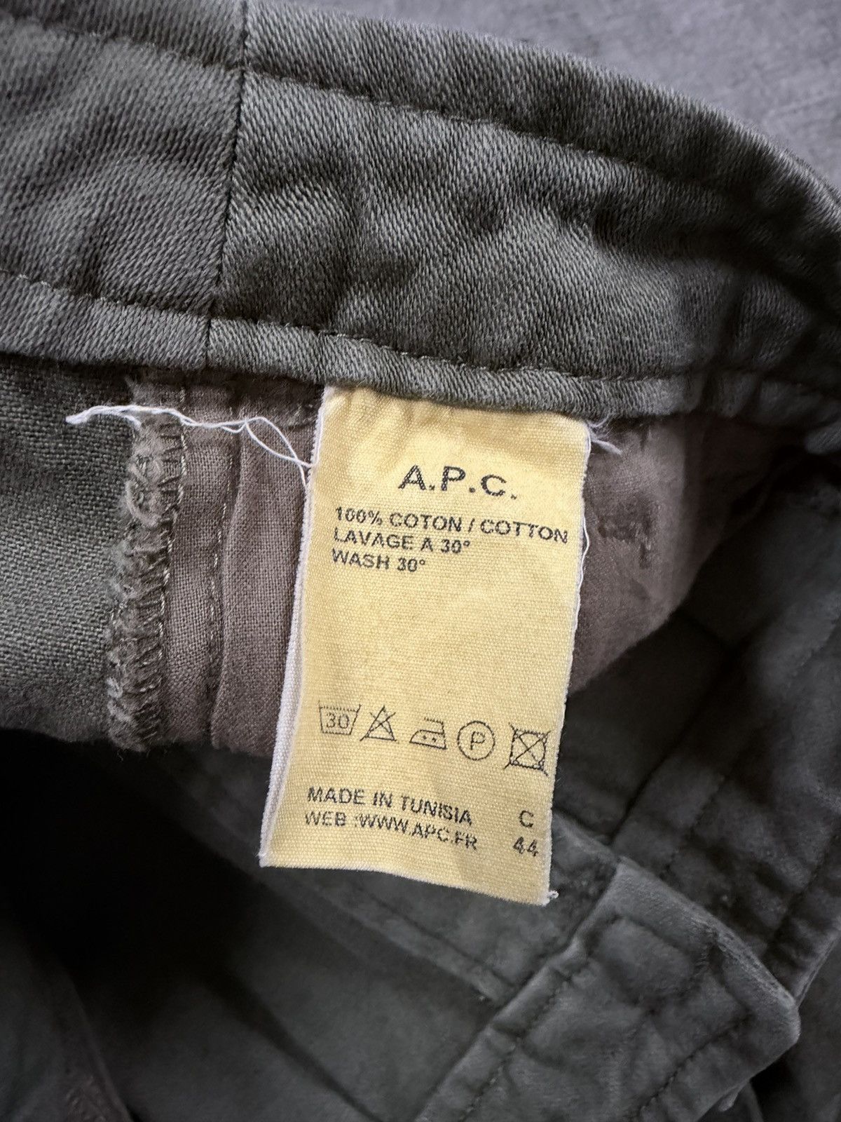 A.P.C. Vtg✅A.P.C Rue De Fleurus Olive Green Button Ups Mini Skirt Size 26" / US 2 / IT 38 - 21 Thumbnail