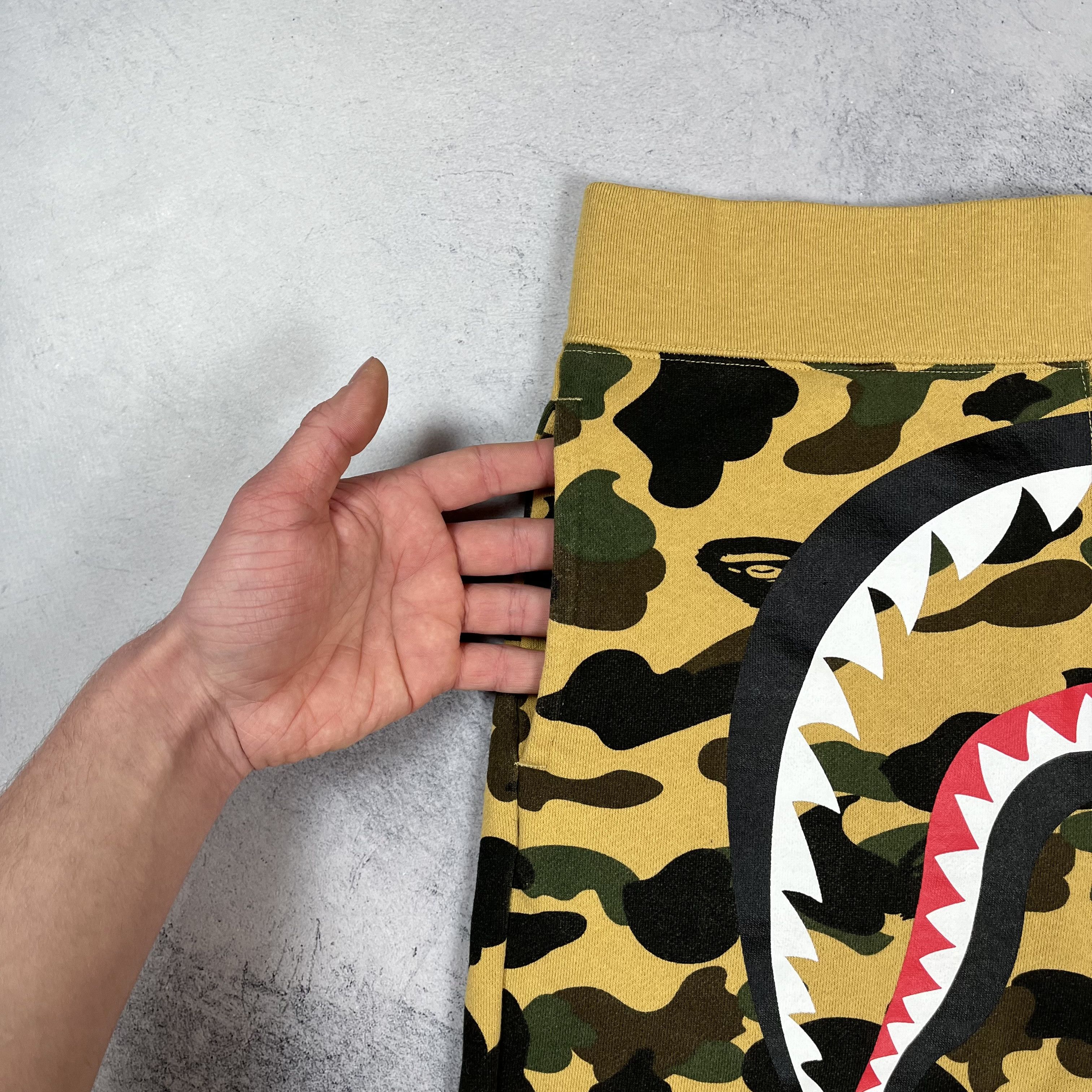 Bape Bape 1st Camo Shark Shorts SS19 Size US 32 / EU 48 - 8 Thumbnail