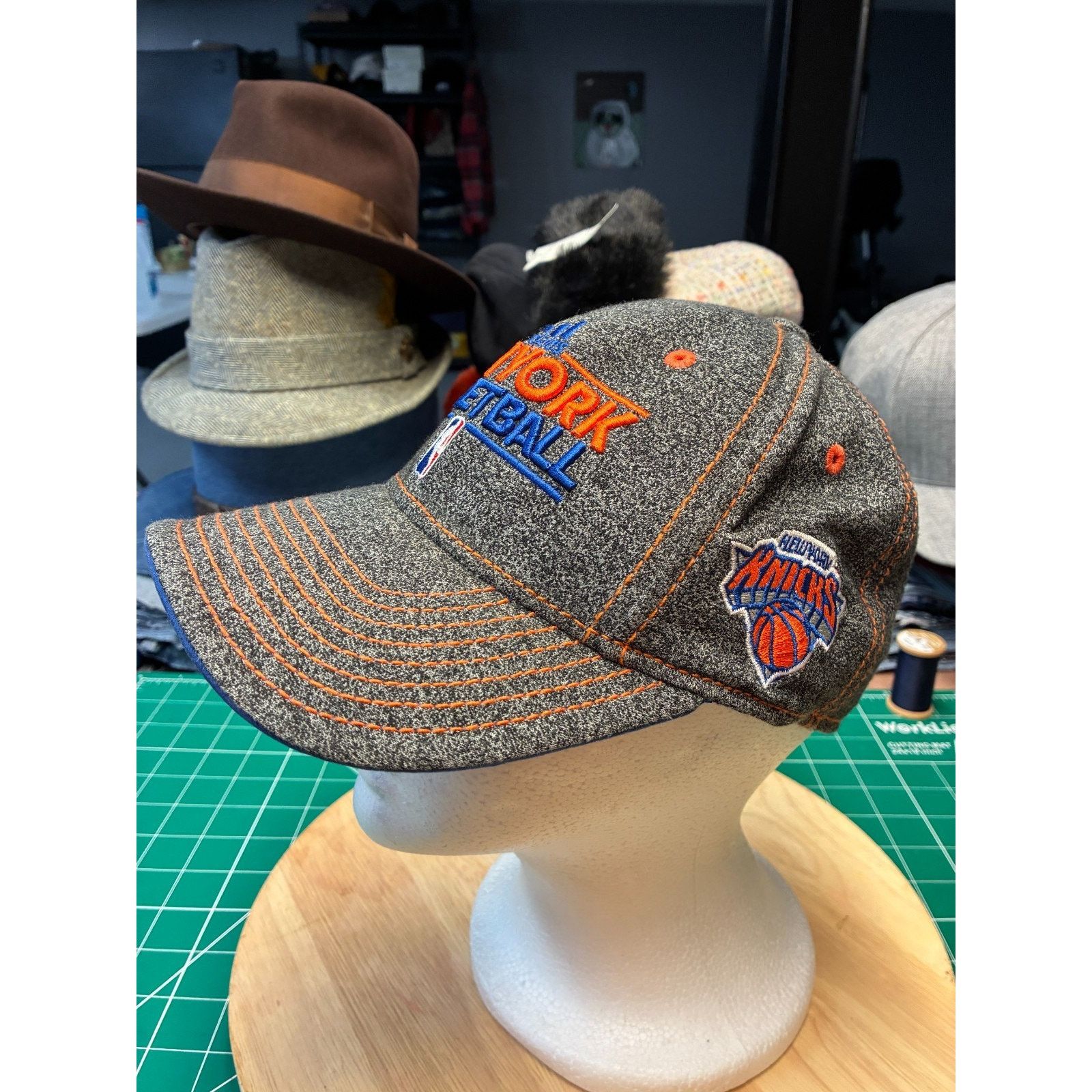 Adidas New York Knicks NBA Basketball Cap – Gray Heather Size ONE SIZE - 3 Thumbnail