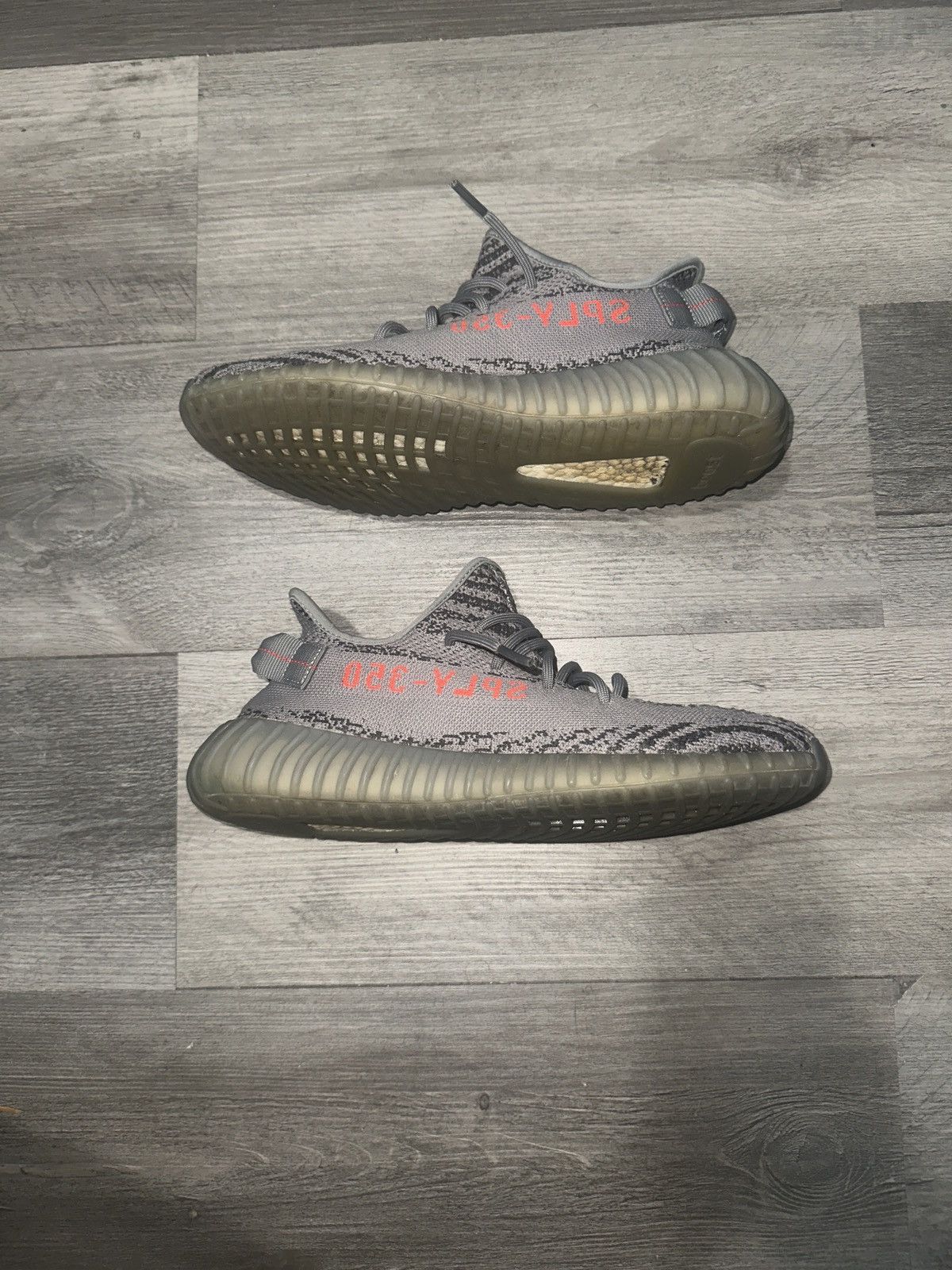 Yeezy Yeezy Boost 350 V2 Size US 9.5 / EU 42-43 - 2 Thumbnail