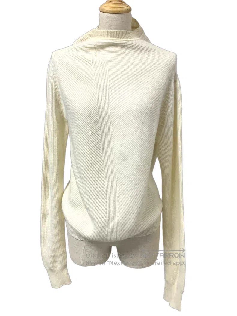 Jil Sander Jil Sander size 34 White Wool Knit Top Size M / US 6-8 / IT 42-44 - 1 Thumbnail