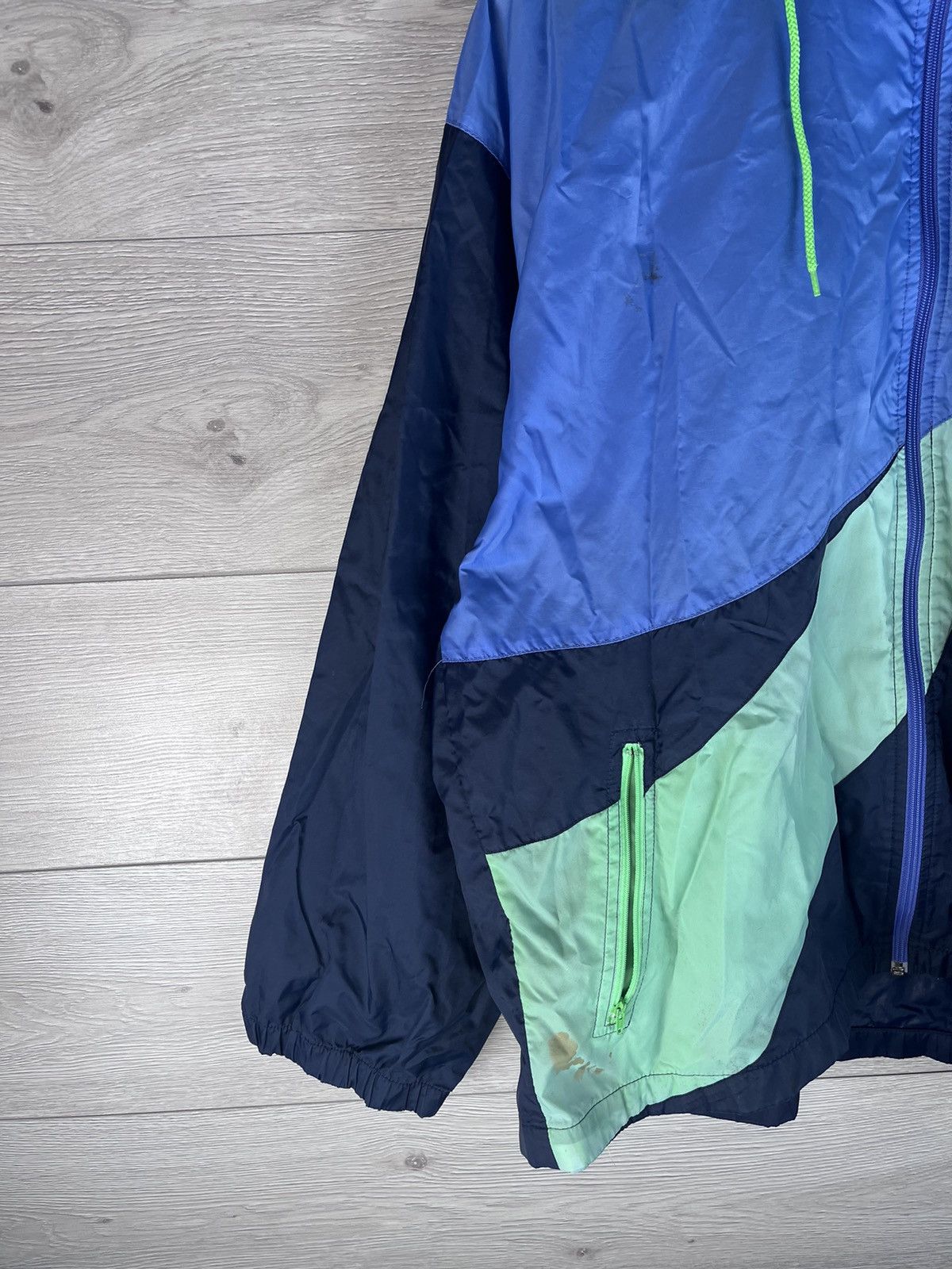 Nike Vintage men's jacket Nike size L made in Thailand y2k 1990s Size US L / EU 52-54 / 3 - 3 Thumbnail