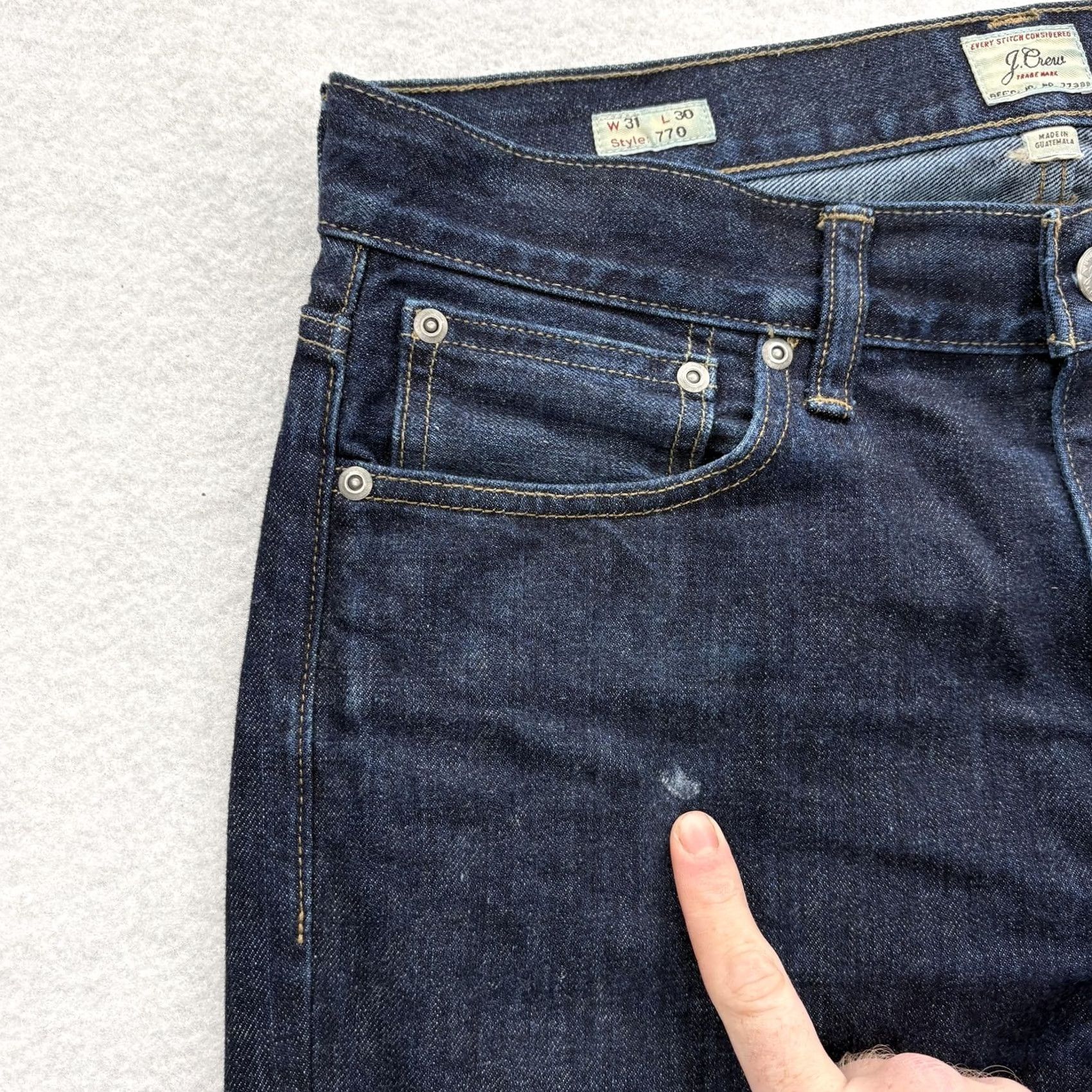 J.Crew J.Crew 770 Jeans Mens 31x30 Blue Dark Wash Straight Denim 100% Cotton Preppy - Jeans - Mens - 31x30 - Blue - Dark Wash - Preppy - 770 - Regular Fit Size US 31 - 4 Thumbnail