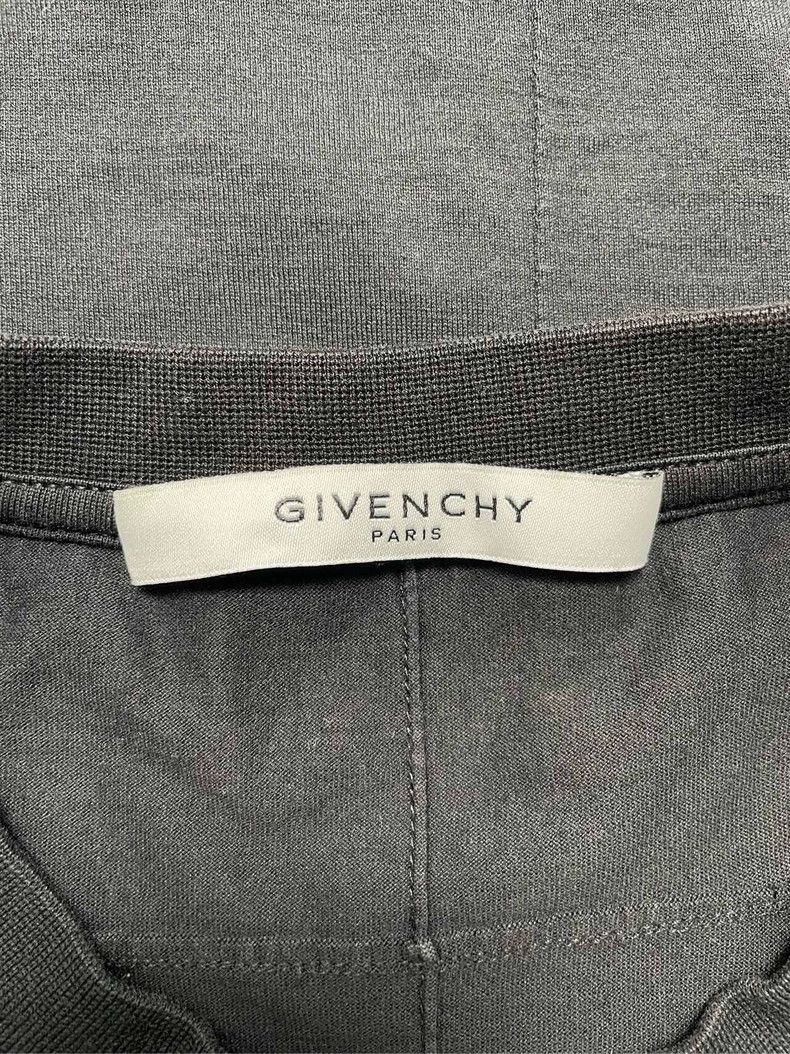 Givenchy Givenchy Black Short-sleeve with Chest Letter Embroidery Pr Size US XS / EU 42 / 0 - 3 Thumbnail