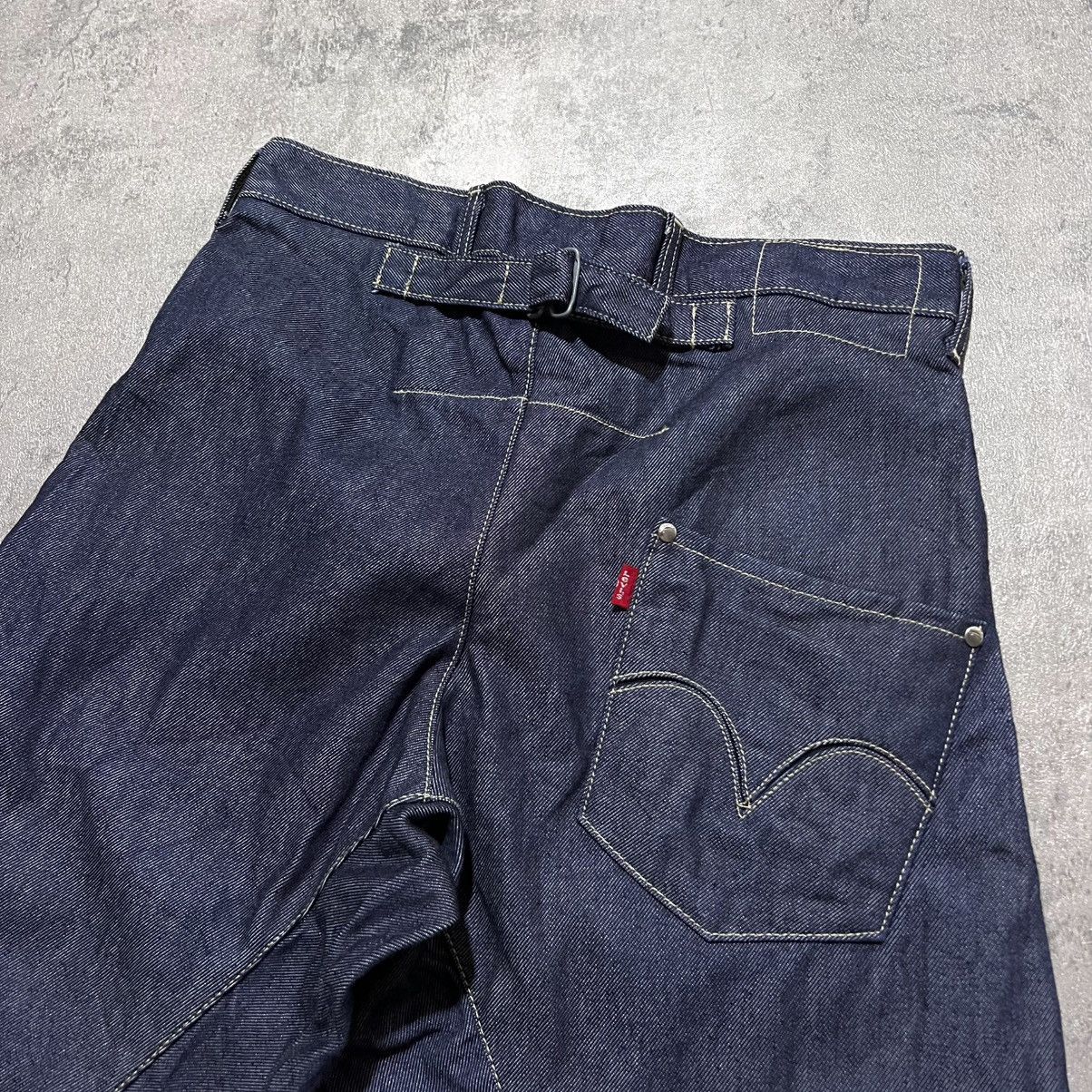 Levi's Levi's Engineered Buckled Back Denim Jeans Size US 30 / EU 46 - 7 Thumbnail