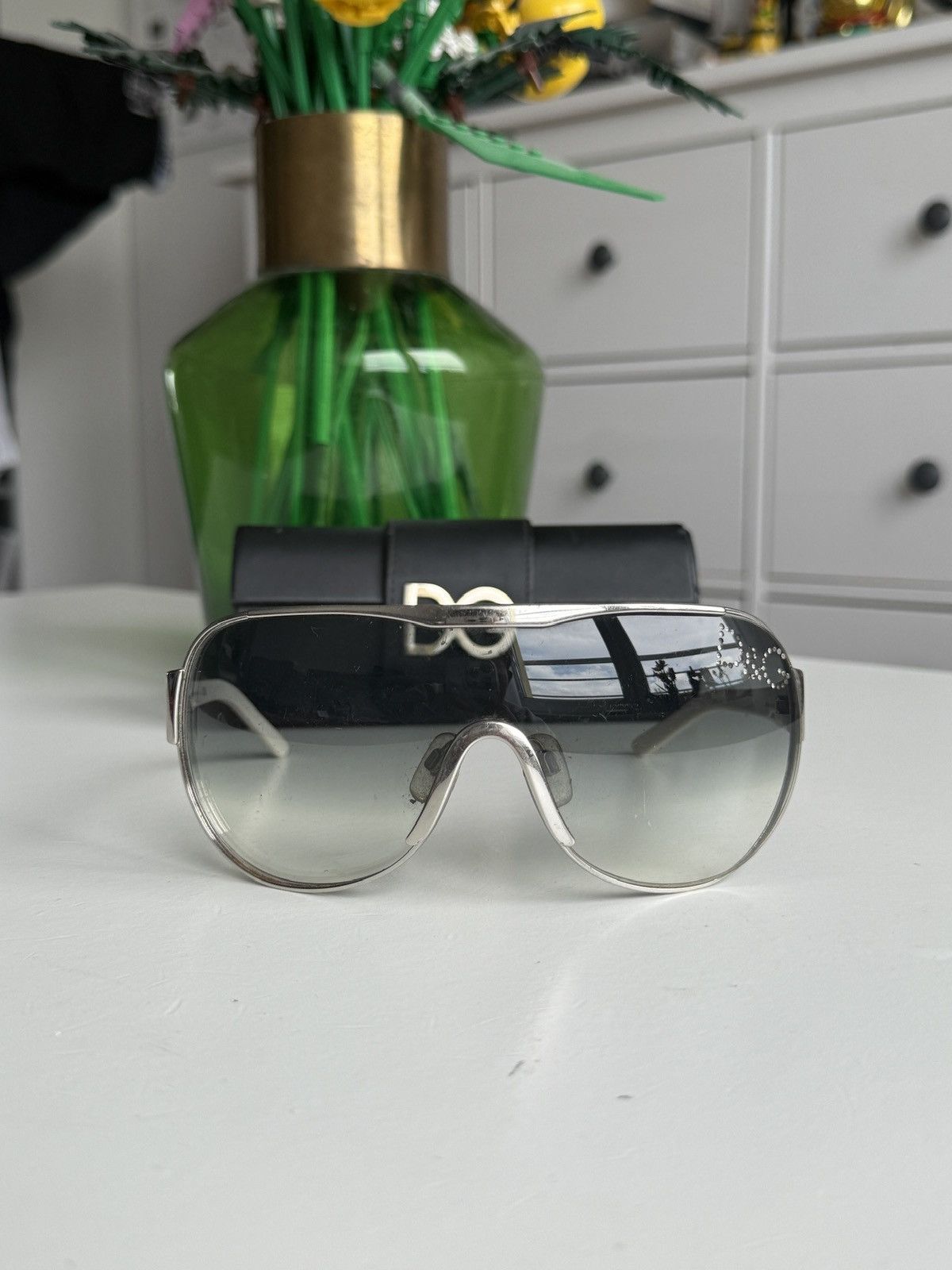 Designer Vintage y2k Dolce & Gabbna shield sunglasses avantgarde rare Size ONE SIZE - 2 Thumbnail