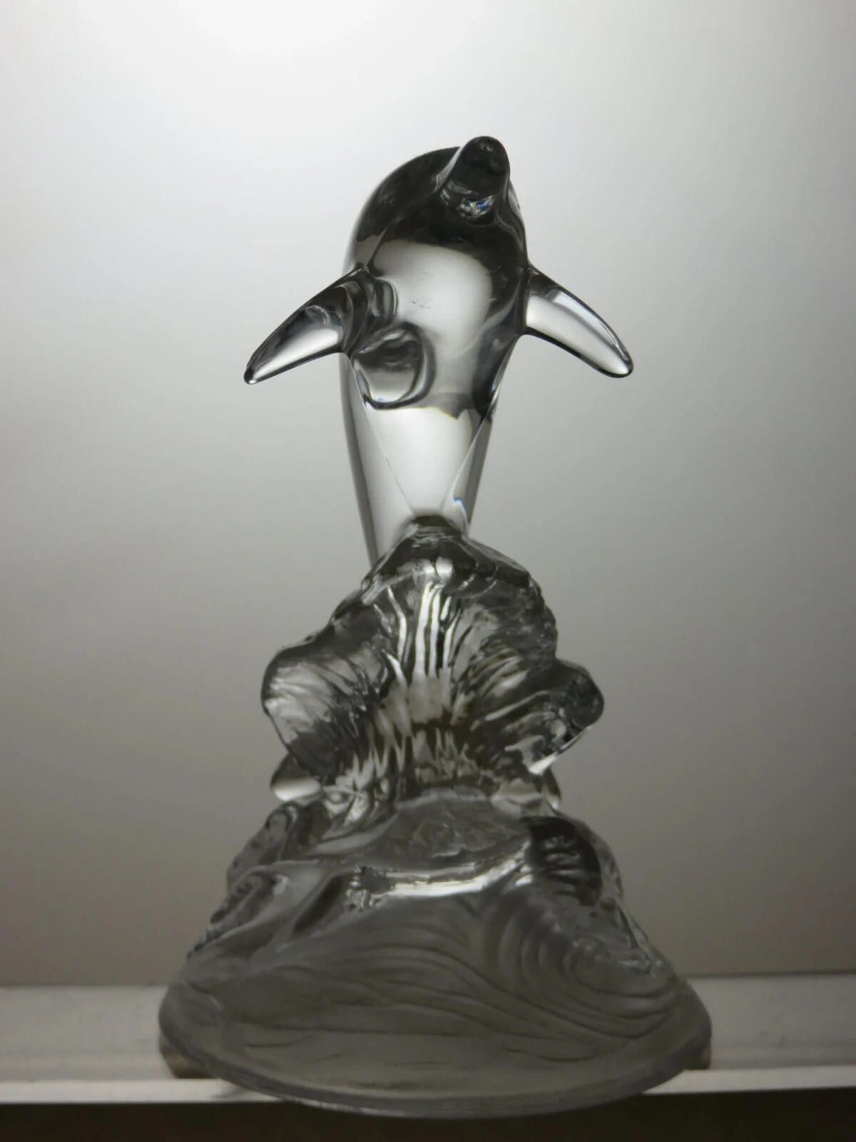 The Unbranded Brand Vintage Italian dolphin on a wave figurine glass sculpture Size ONE SIZE - 2 Thumbnail