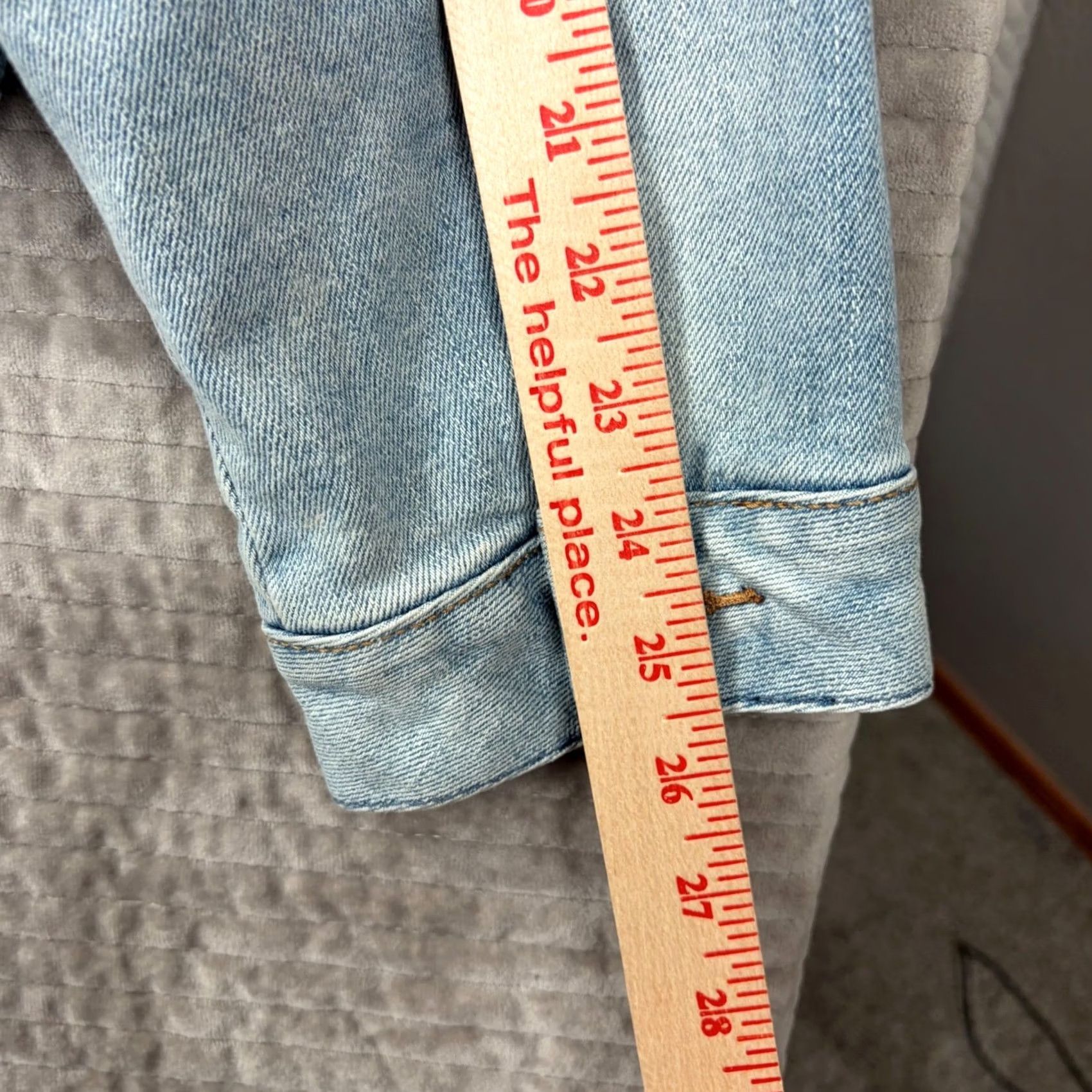 Denime AKOO Mens XL Light Wash Denim Jacket Full Zip Fox Mascot Live Full Live Well Bomber Jacket Streetwear Logo Zipper Pockets Embroidered Casual Mens Size US XL / EU 56 / 4 - 7 Thumbnail