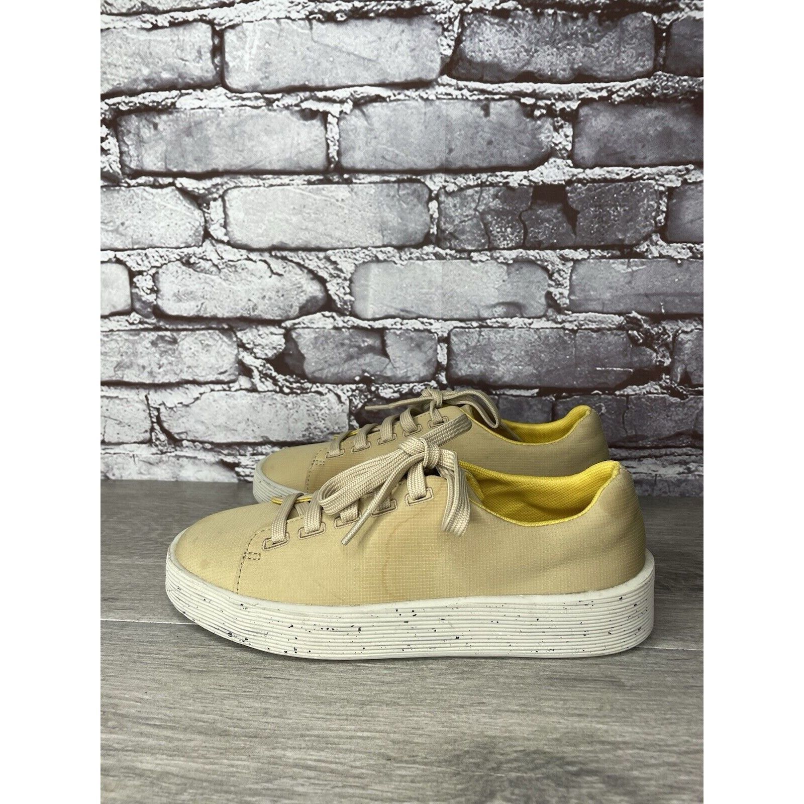 Camper Camper Yellow Leather Casual Lace Up Lightweight Sneakers Wo Size US 6 / IT 36 - 7 Thumbnail