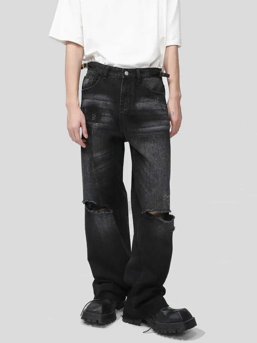 Japanese Brand Retro loose washed ripped jeans Size US 32 / EU 48 - 2 Thumbnail