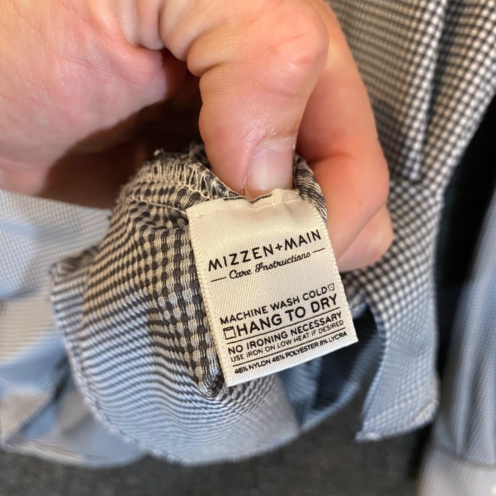 Mizzen+Main Mizzen+Main Button Up Shirt Spinnaker Mens XL Trim Fit Black White Plaid L/S Shirt Mens XL Plaid Spinnaker Collection Colorful Classic Size US XL / EU 56 / 4 - 6 Thumbnail