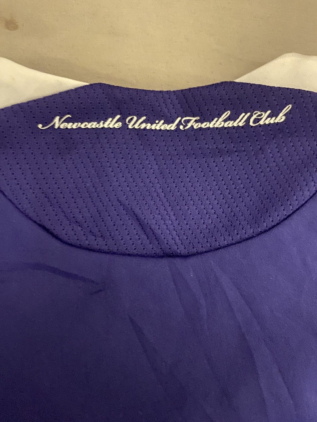 Adidas × Vintage Newcastle 08/09 Away Kit Size US L / EU 52-54 / 3 - 8 Thumbnail