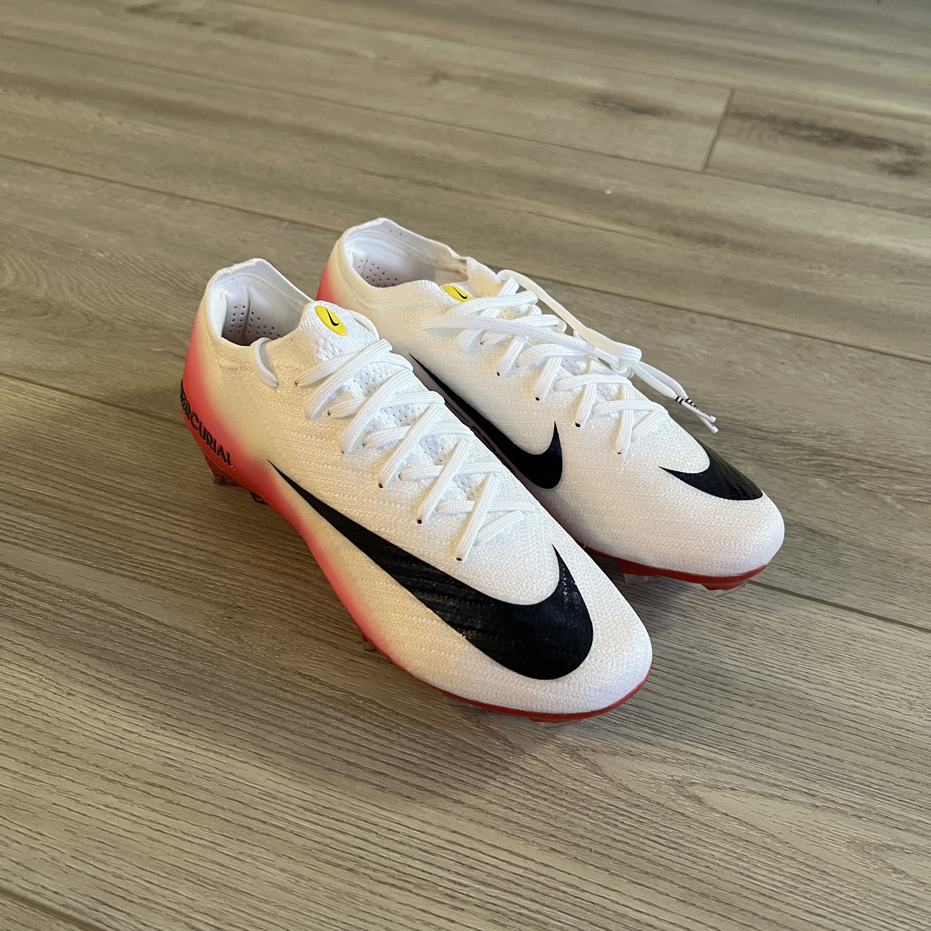 Nike Nike Mercurial Vapor 16 Elite FG white football boots Size US 6.5 / EU 39-40 - 2 Thumbnail