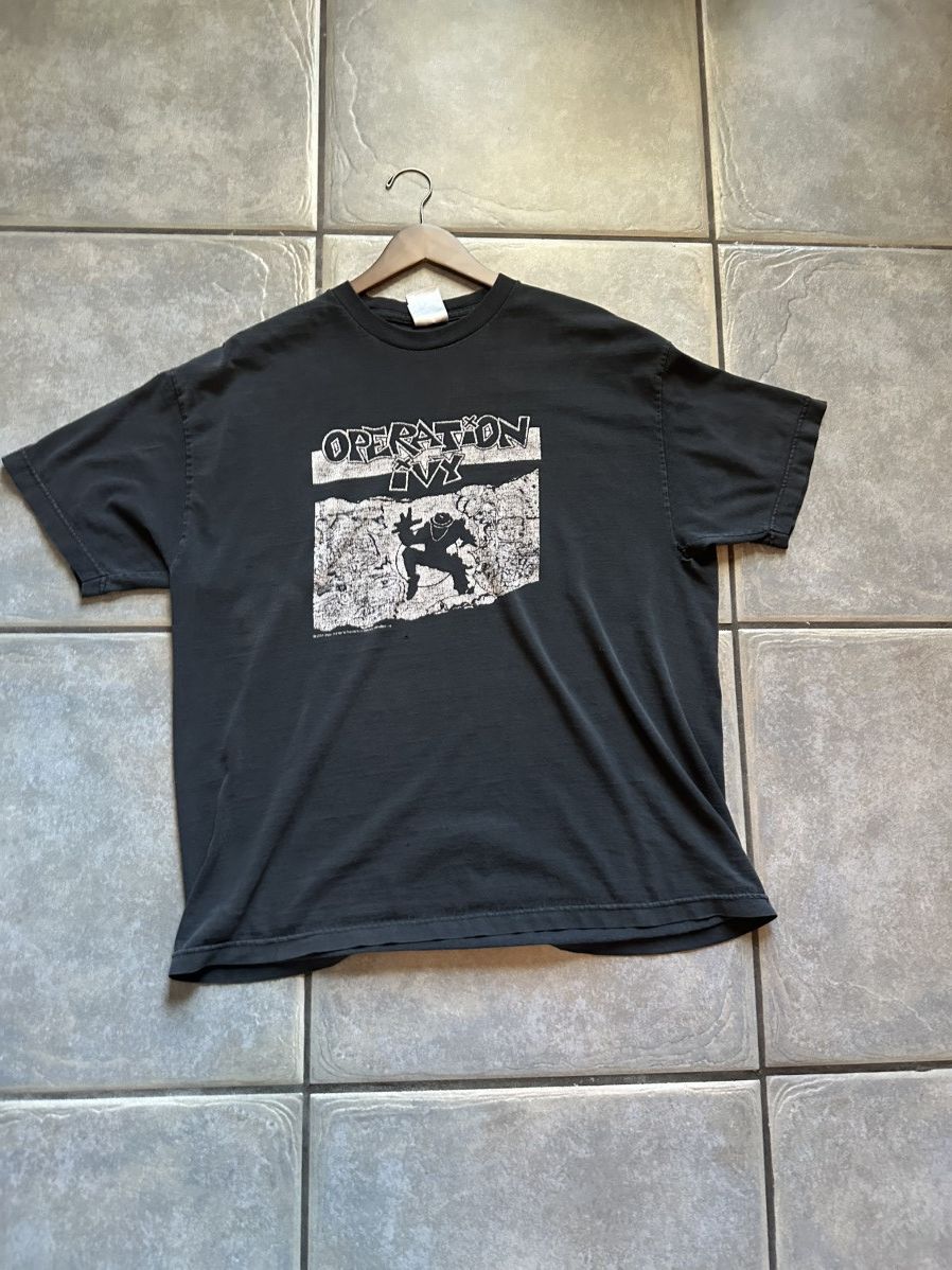 Vintage Vintage 90s Operation Ivy T-Shirt Size US XL / EU 56 / 4 - 1 Thumbnail