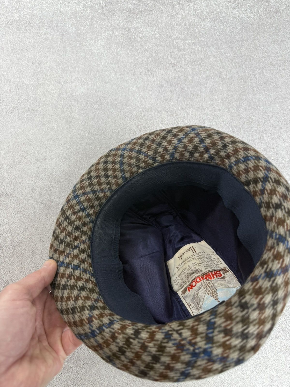Harrods Vintage Shandon Harrods Fedora Wool Bucket Hat Size 56 Size ONE SIZE - 6 Thumbnail