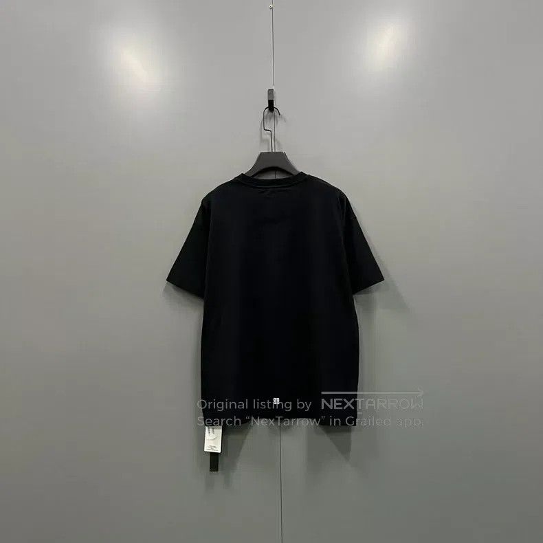 Givenchy Givenchy Black Letter Lightning Short Sleeve L Size Size US L / EU 52-54 / 3 - 2 Thumbnail