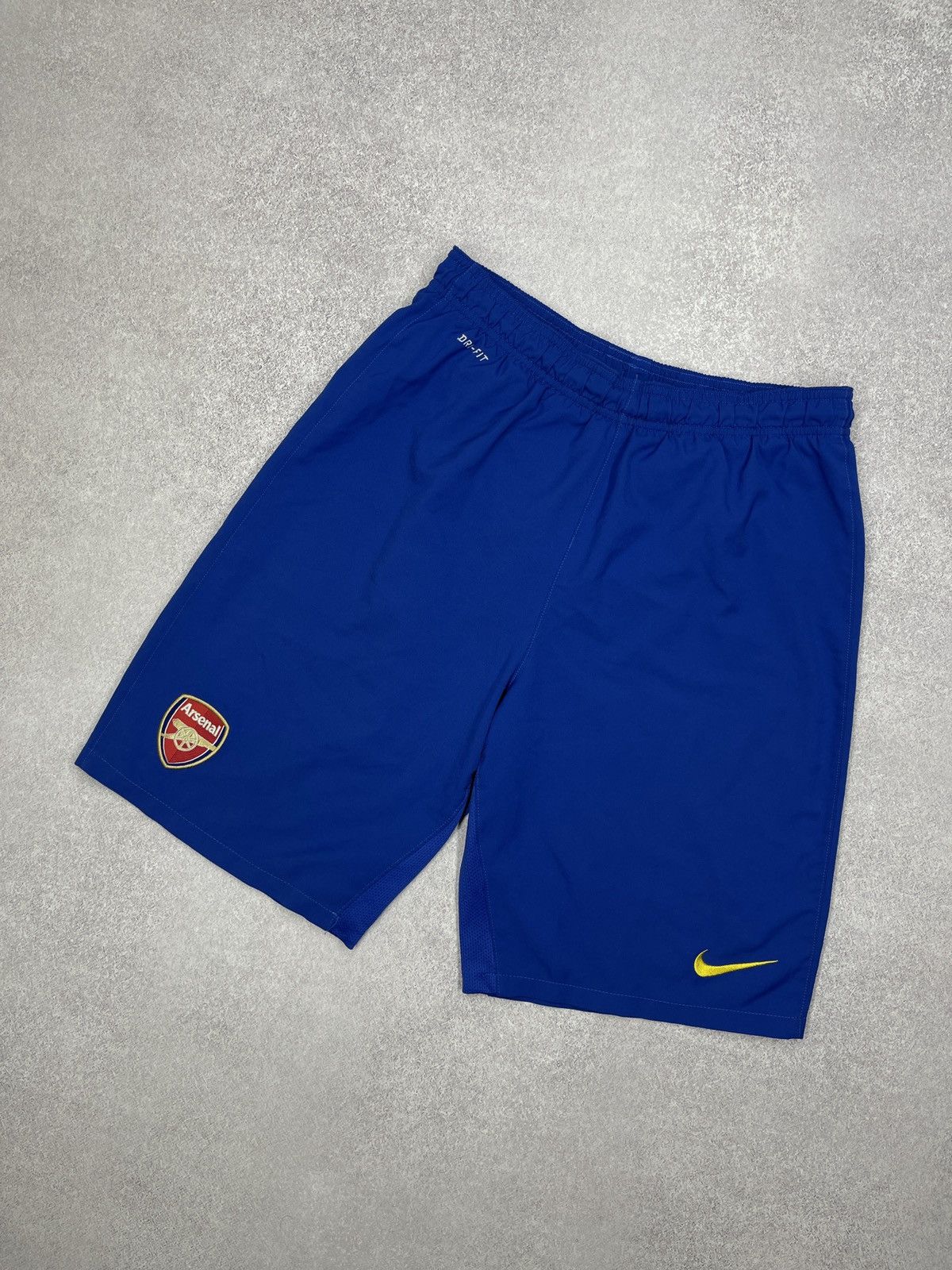 Nike Vintage Nike Arsenal Football Shorts Blue Y2K Soccer Size US 30 / EU 46 - 1 Thumbnail