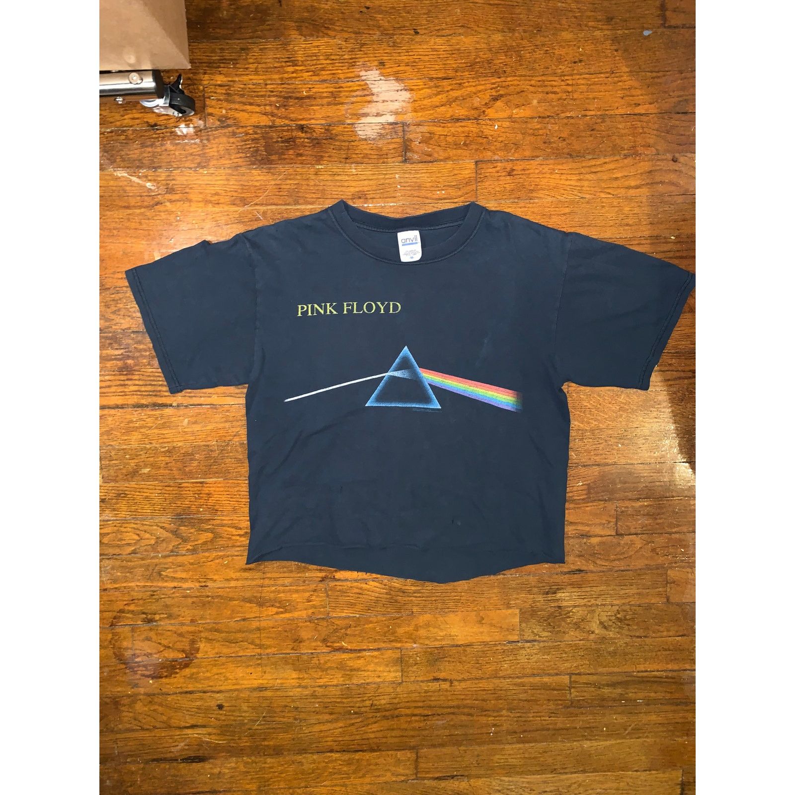 Anvil Pink Floyd Dark Side of the Moon CROPPED T-Shirt Mens Medium Size US M / EU 48-50 / 2 - 1 Thumbnail