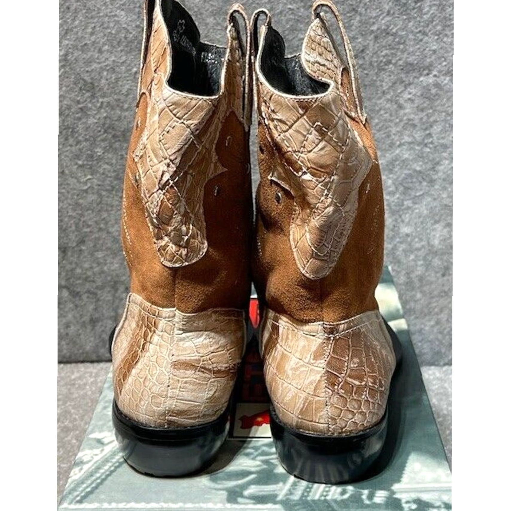 Vintage Fiesso Aurelio Garcia Boots Western Cowboy Glam Rock Edgy Clubwear Rockabilly Mens Brown 6 Suede Size US 6 / EU 39 - 5 Thumbnail