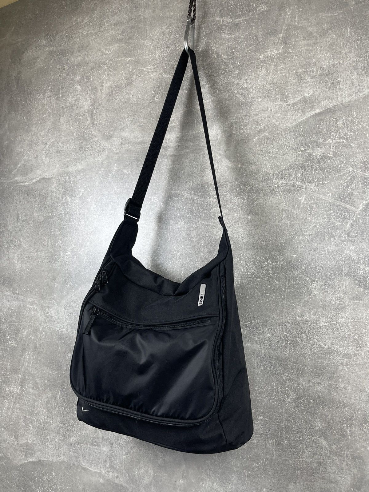 Nike Black Nylon Bag Tote Crossbody Sports Travel Gym