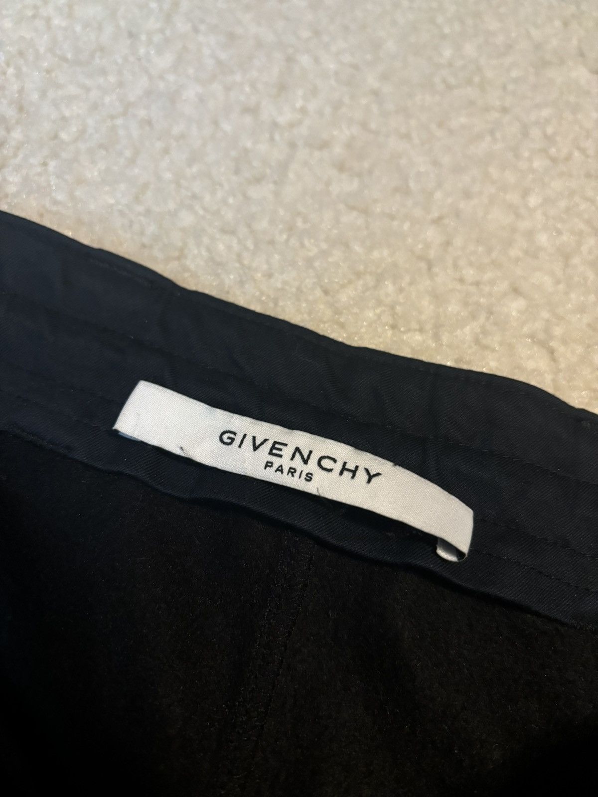 Givenchy Givenchy Repeating Logo Tape Track Sweatpants Black Size US 40 / EU 56 - 4 Thumbnail