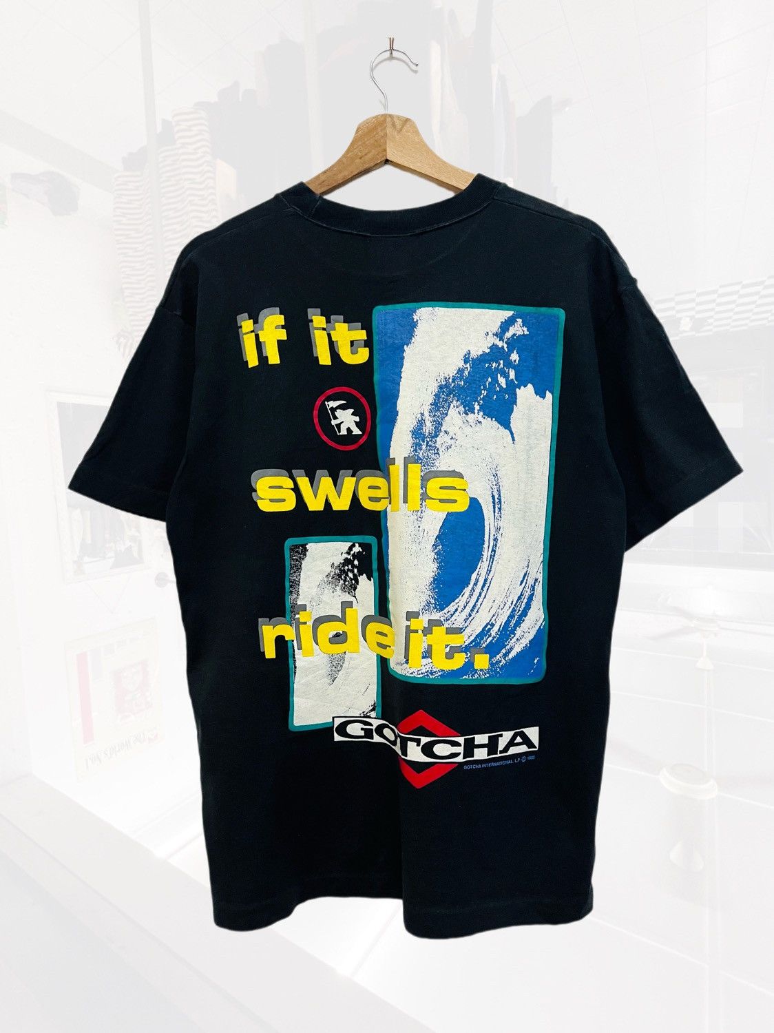 Gotcha × Vintage VINTAGE 1992 GOTCHA INTERNATIONAL SURF TEE Size US M / EU 48-50 / 2 - 1 Thumbnail