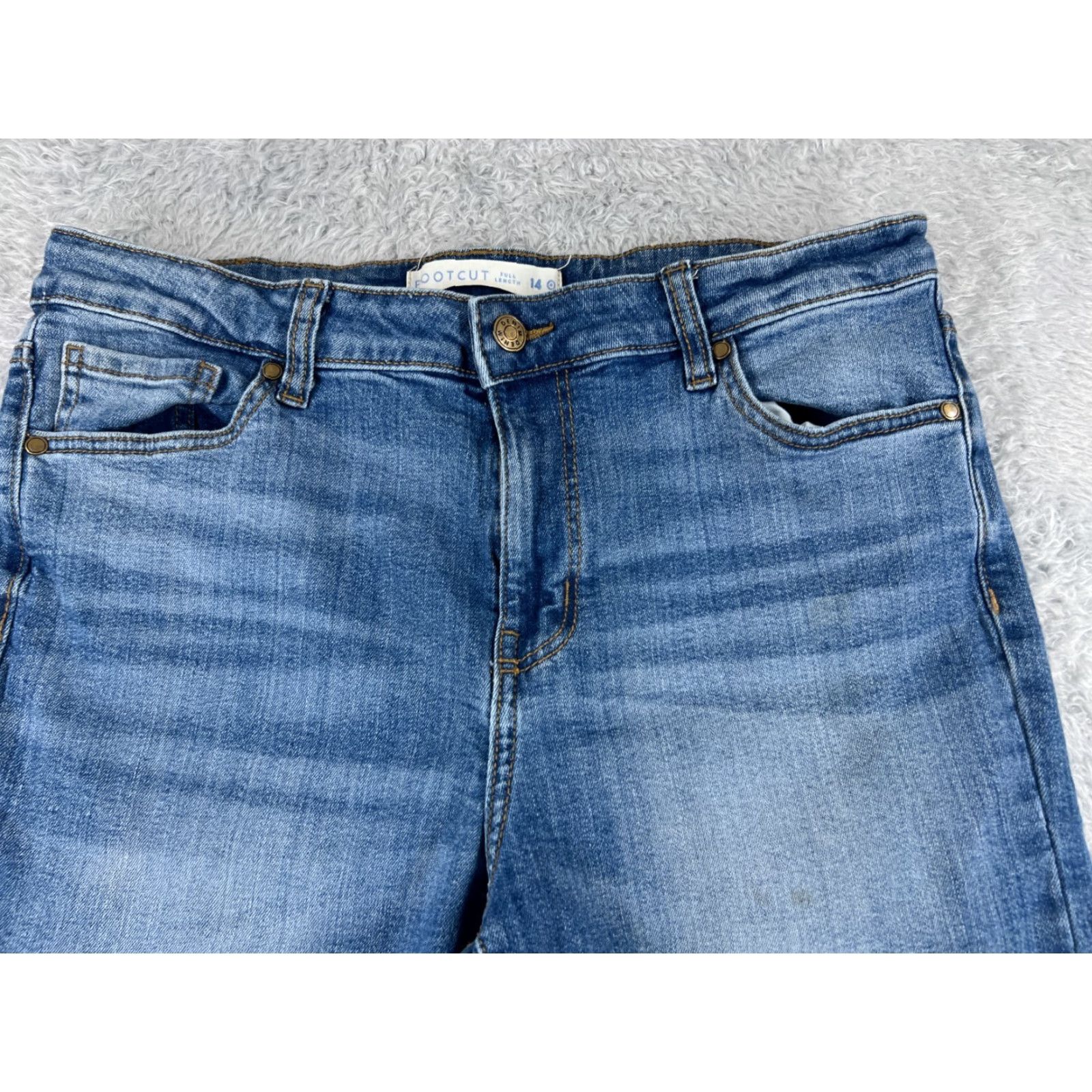 Vintage Den!m Jeans Womens 30x29 Blue Denim 5-Pocket Design Mid Rise Bootcut Distressed Regular Flat Front Cotton Blend Size 36" / US 14 / IT 50 - 4 Thumbnail
