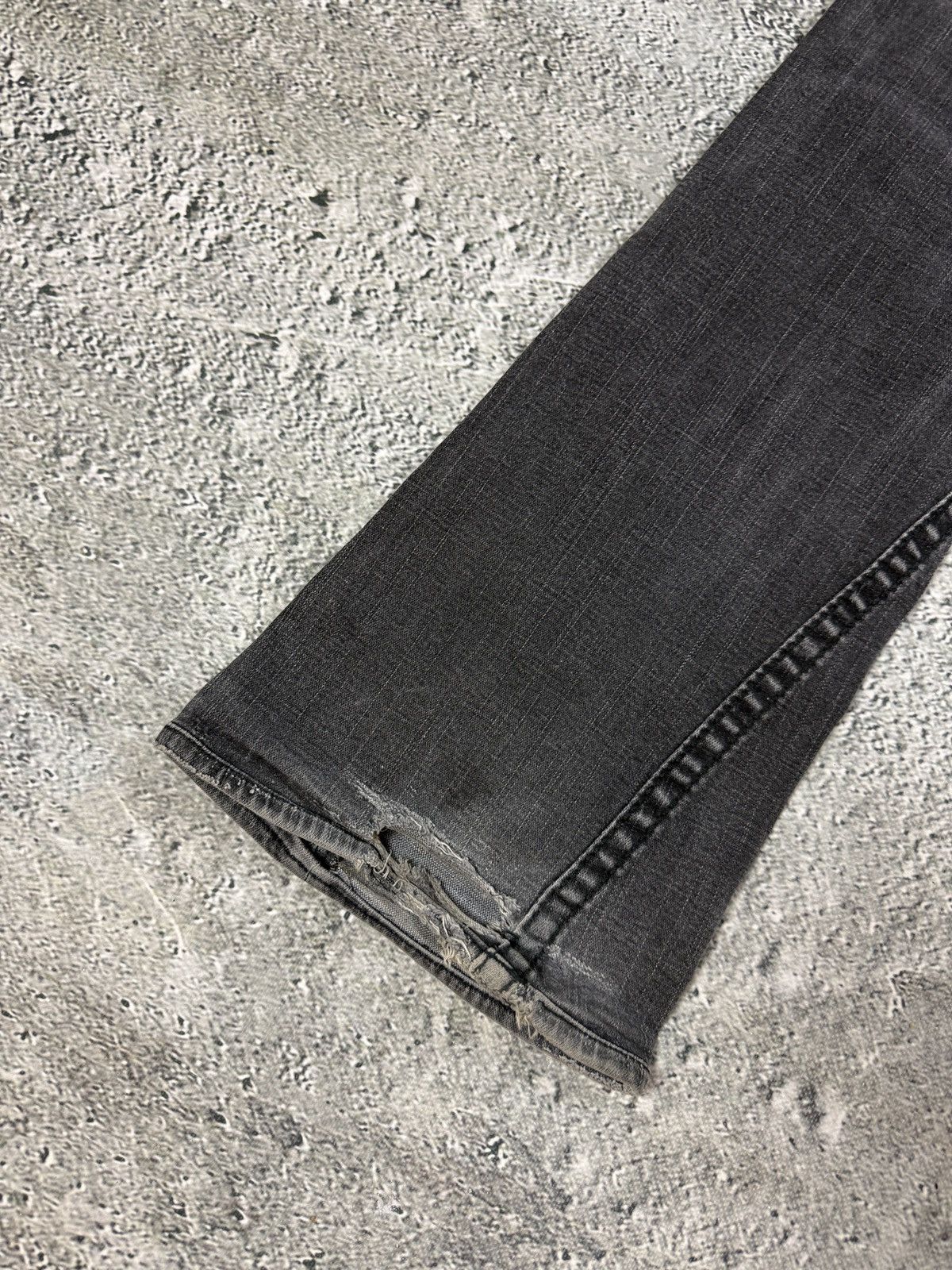 True Religion True Religion jeans grey black thick stitching flared Joey Size US 32 / EU 48 - 6 Thumbnail
