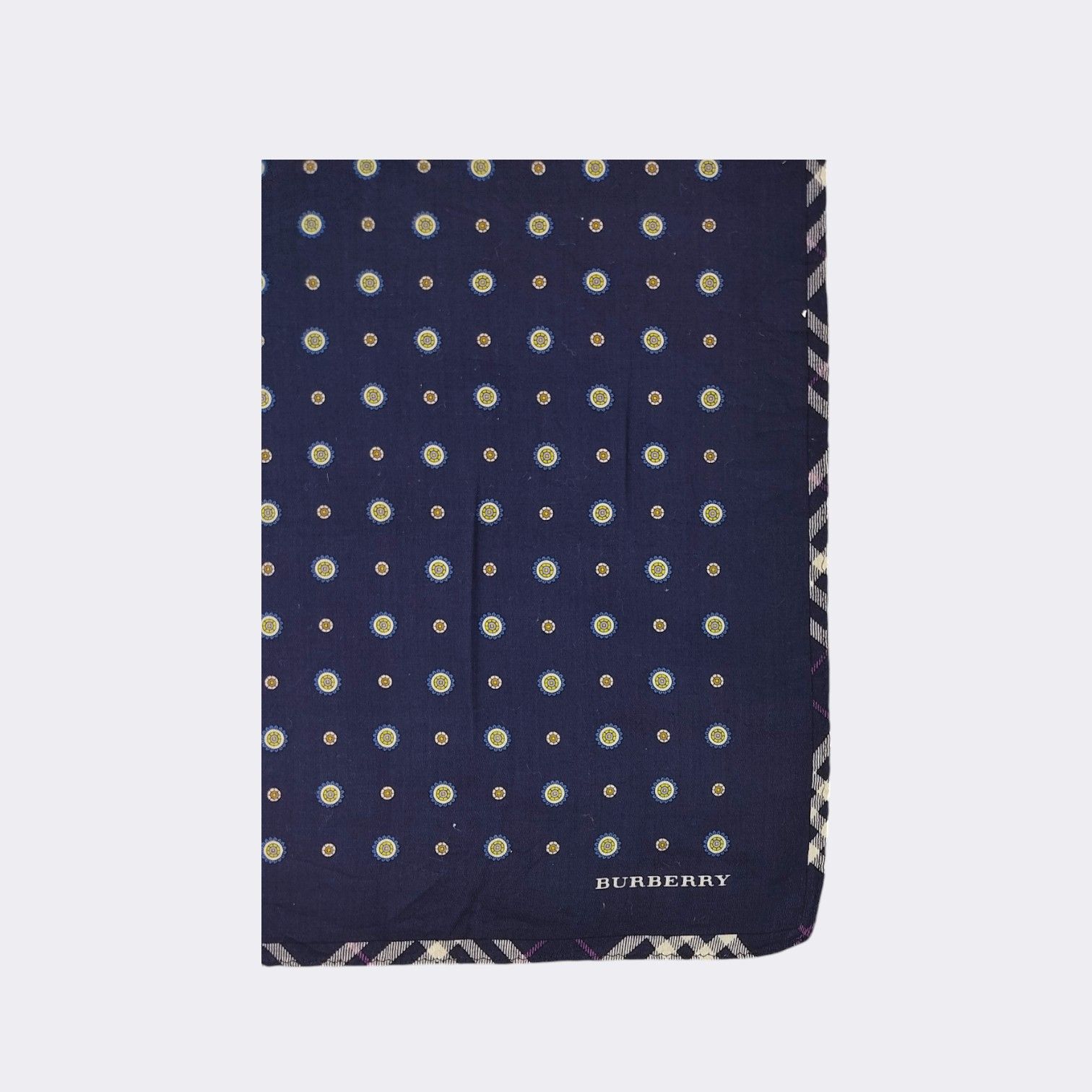 Burberry Vintage Burberry Handkerchief Neckerchief Bandana H403M-2 Size ONE SIZE - 3 Thumbnail