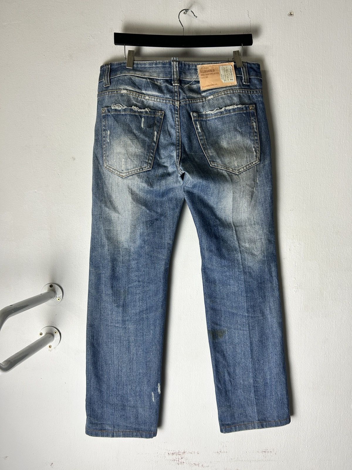Dsquared2 Dsquared2 stonewash distressed jeans Size US 33 - 7 Thumbnail