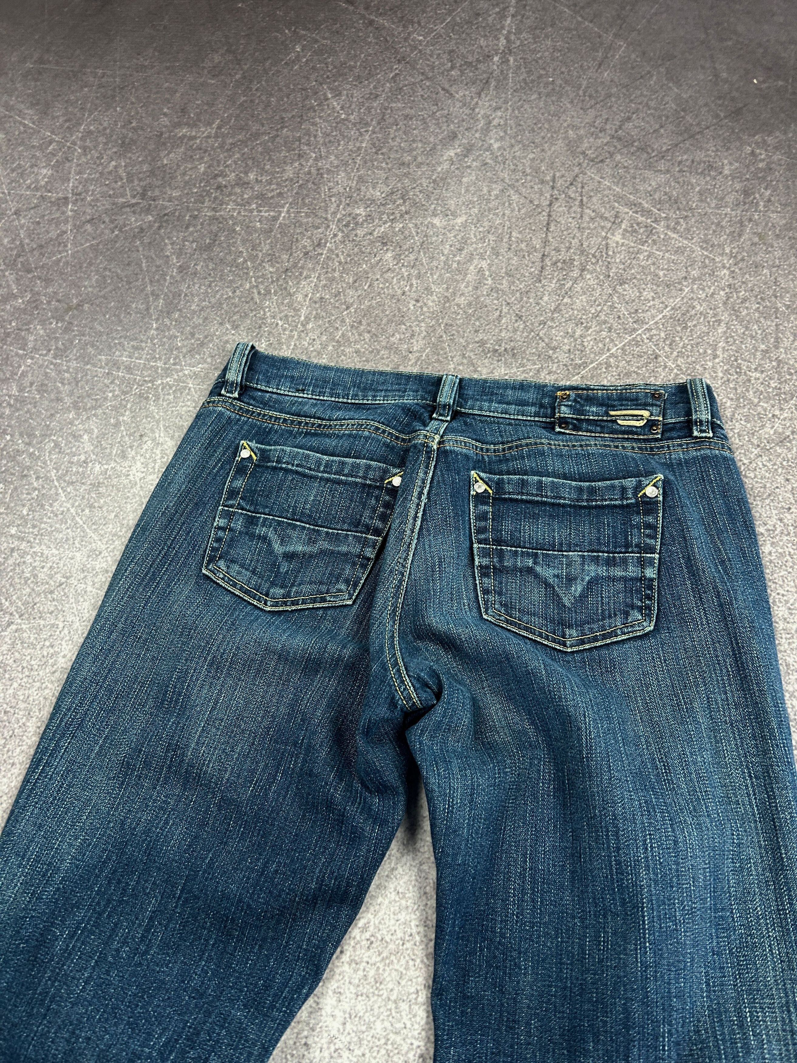 Diesel VITNAGE JAPANESE BALENCIAGA STYLE WASHED DIESEL JEANS Size US 28 / EU 44 - 6 Thumbnail