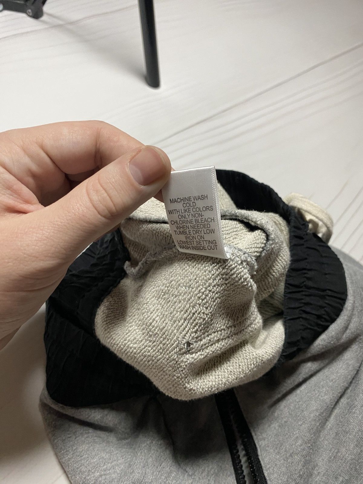 Essentials × FOG × Fear of God Essential Fear Of God FOG ankle zip sweatpants Size US 30 / EU 46 - 7 Thumbnail