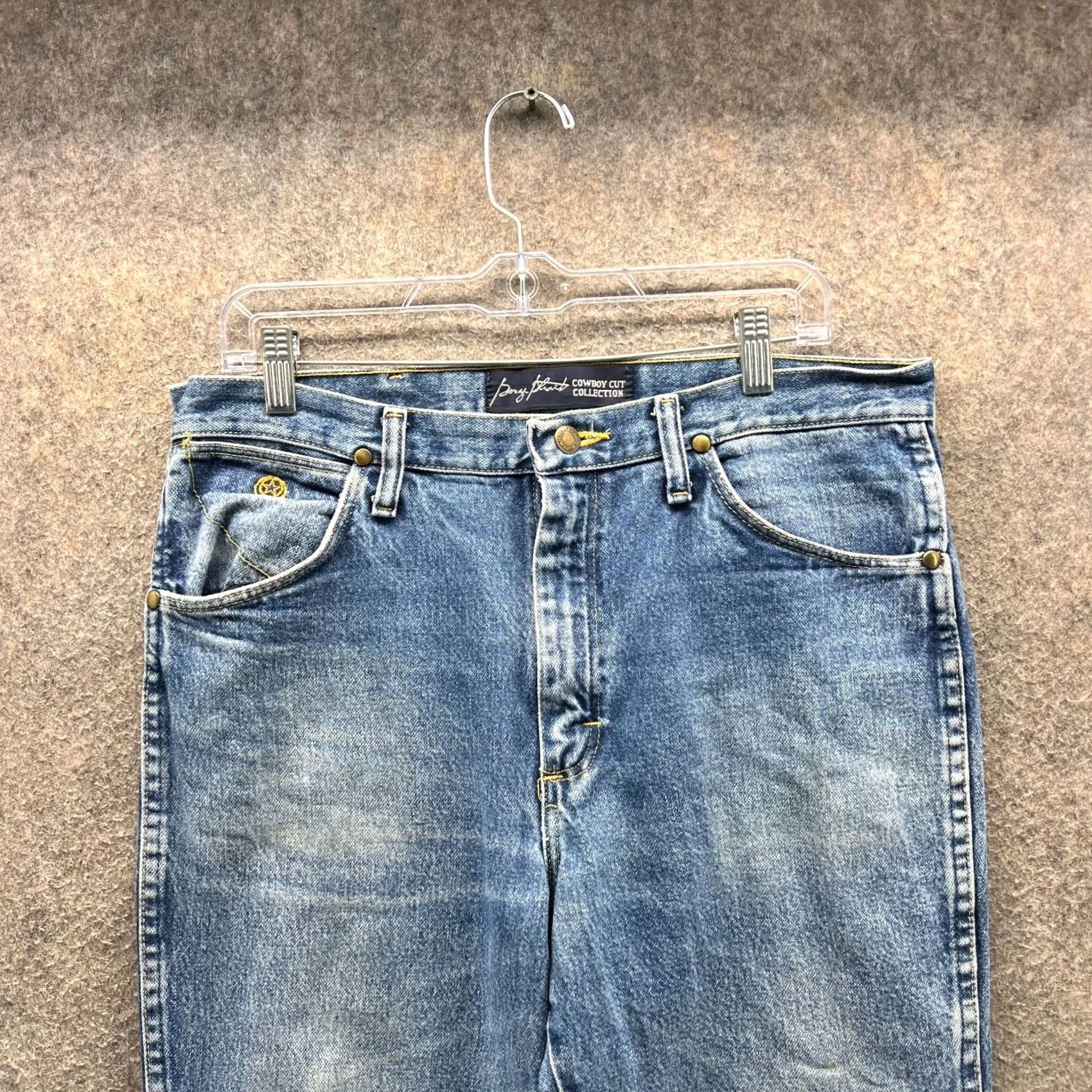 Wrangler Wrangler Jeans Mens 33x32 Denim Cowboy Cut 936 Slim USA Vintage Light Blue 5-Pocket Cowboy Wrangler Cowboy Cut Mens Jeans Size 33 Regular Fit White? Size US 33 - 6 Thumbnail
