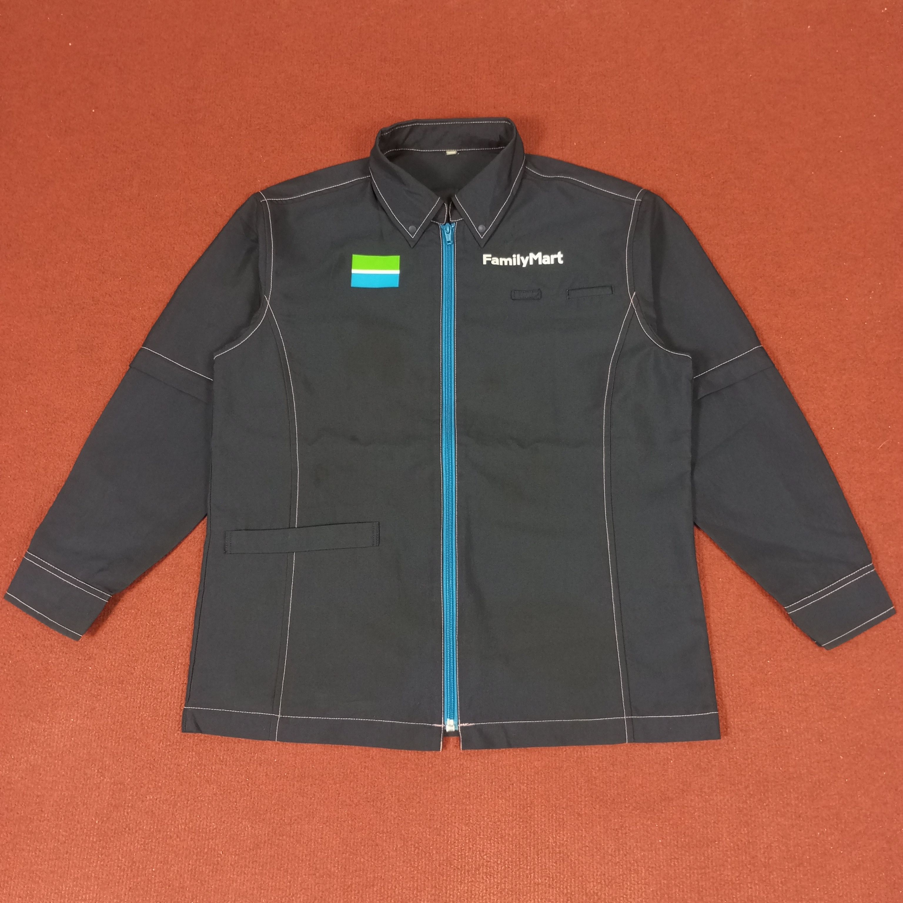 Japanese Brand × Vintage Family Mart Japanese Brand Working Uniform Jacket Size US M / EU 48-50 / 2 - 1 Thumbnail