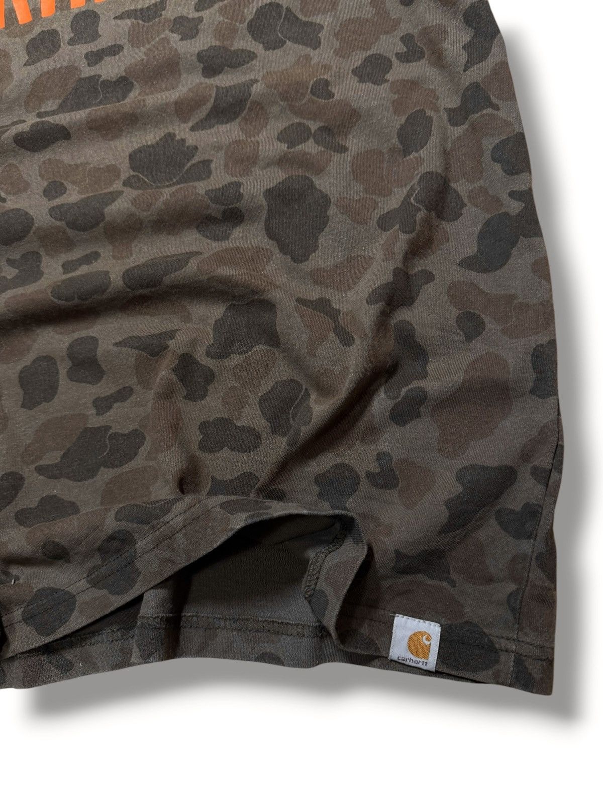 Carhartt Vintage Carhartt Camo T-shirt Y2K Streetwear Size US L / EU 52-54 / 3 - 5 Thumbnail