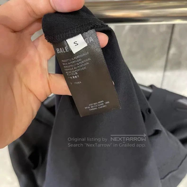 Balenciaga Balenciaga Double hook hole destruction short sleeve Size US S / EU 44-46 / 1 - 4 Thumbnail