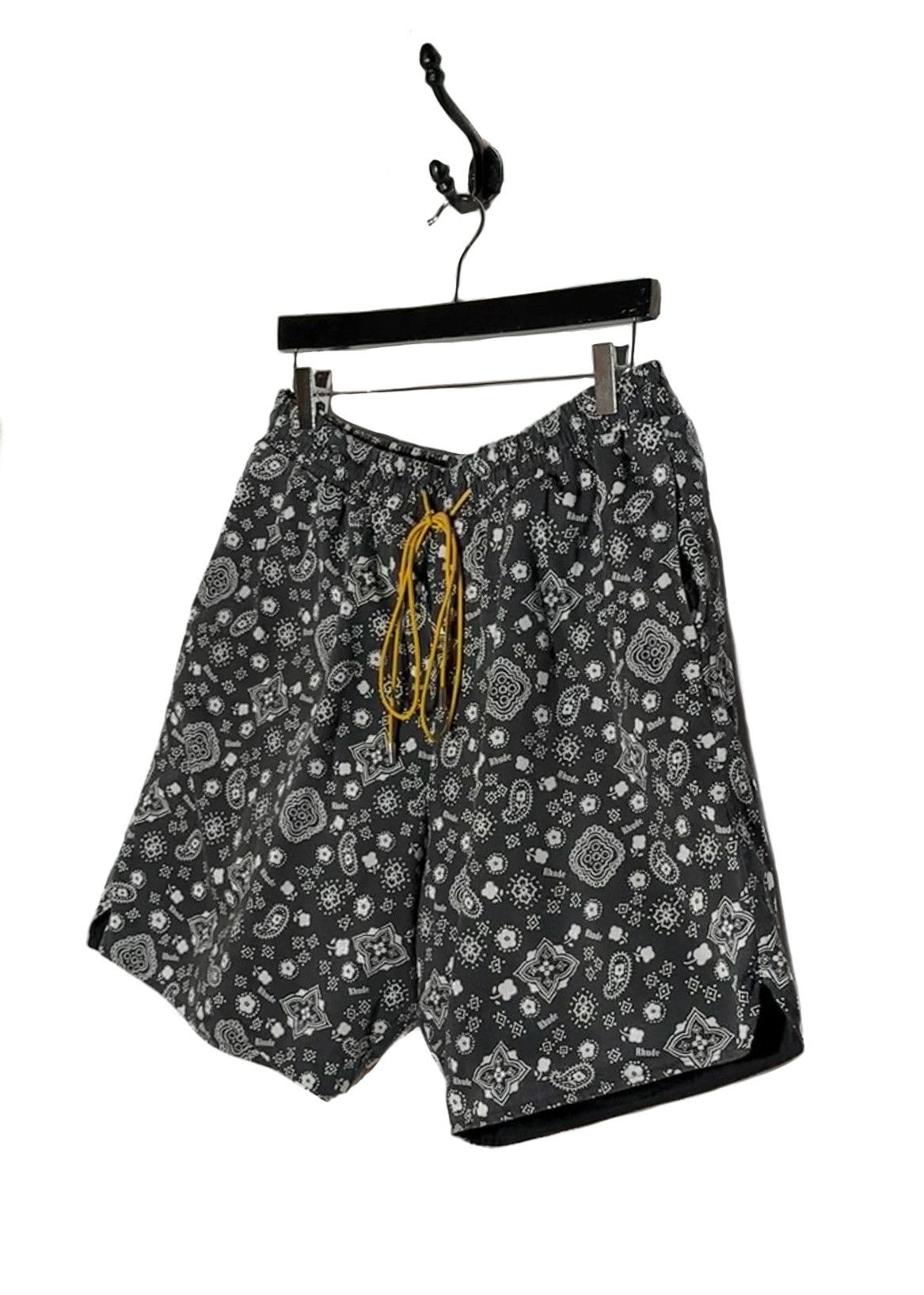 Rhude Rhude Black White Bandana Pattern Sergé Shorts Size US 36 / EU 52 - 2 Thumbnail