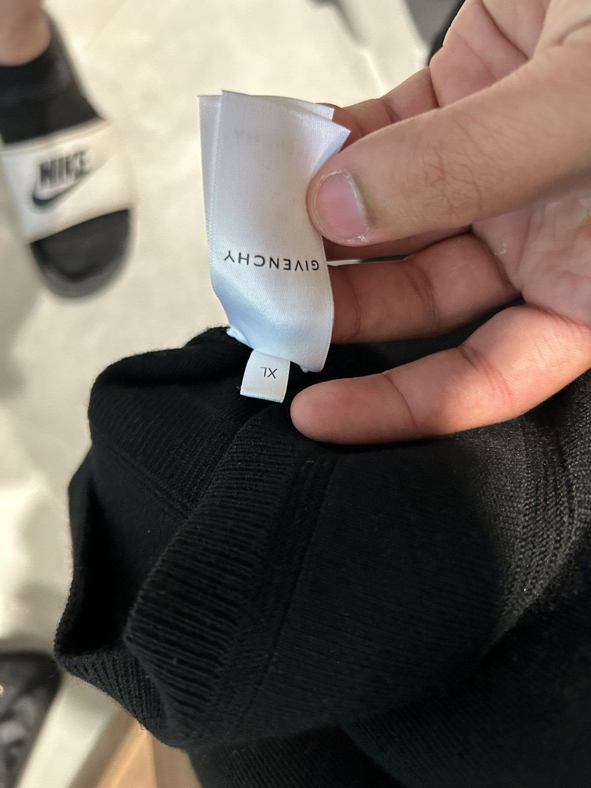 Givenchy Givenchy Virgin Wool Sweater Size US XL / EU 56 / 4 - 7 Thumbnail